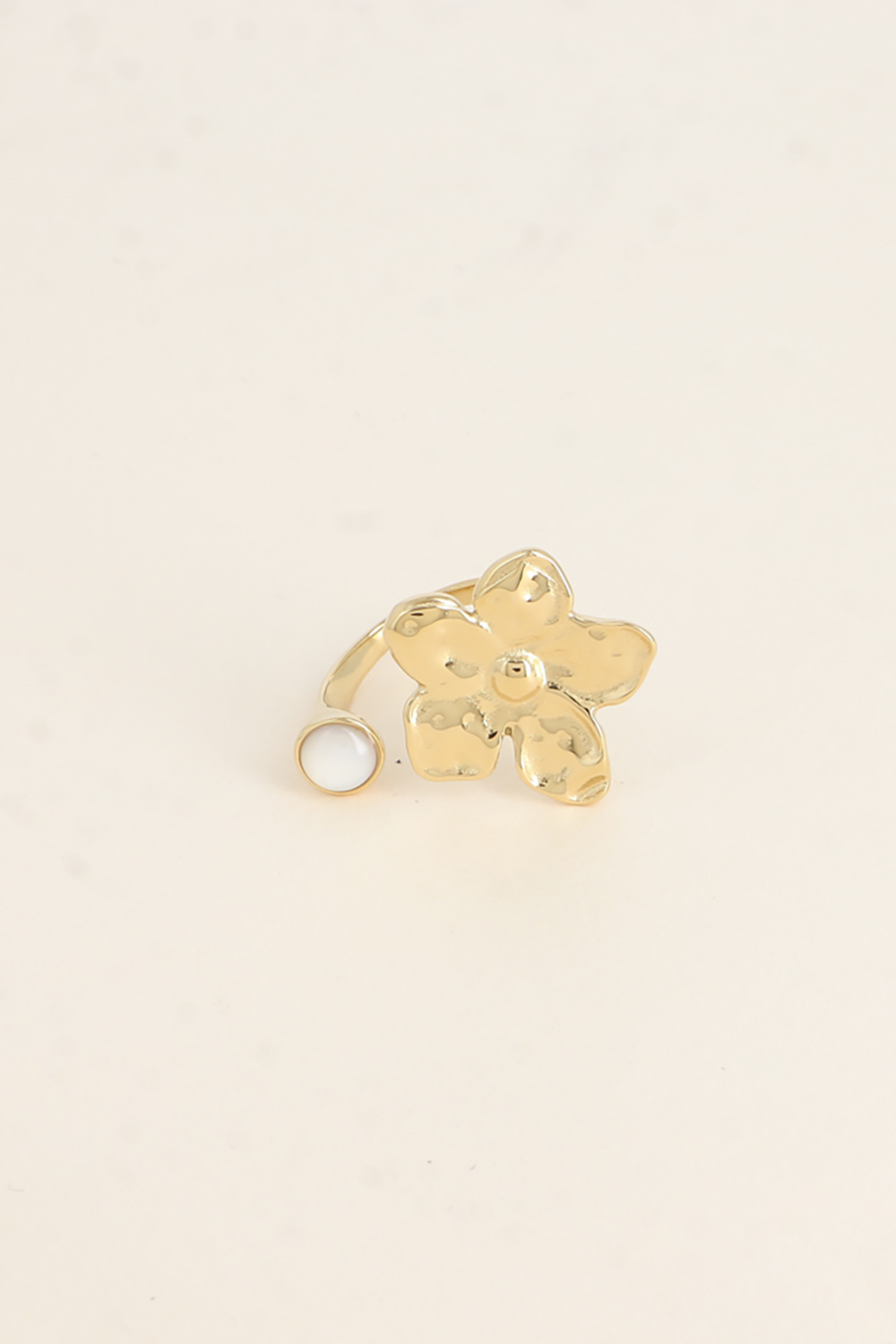 Mayorista Bohm - Anillo abierto - flor y piedra de nácar