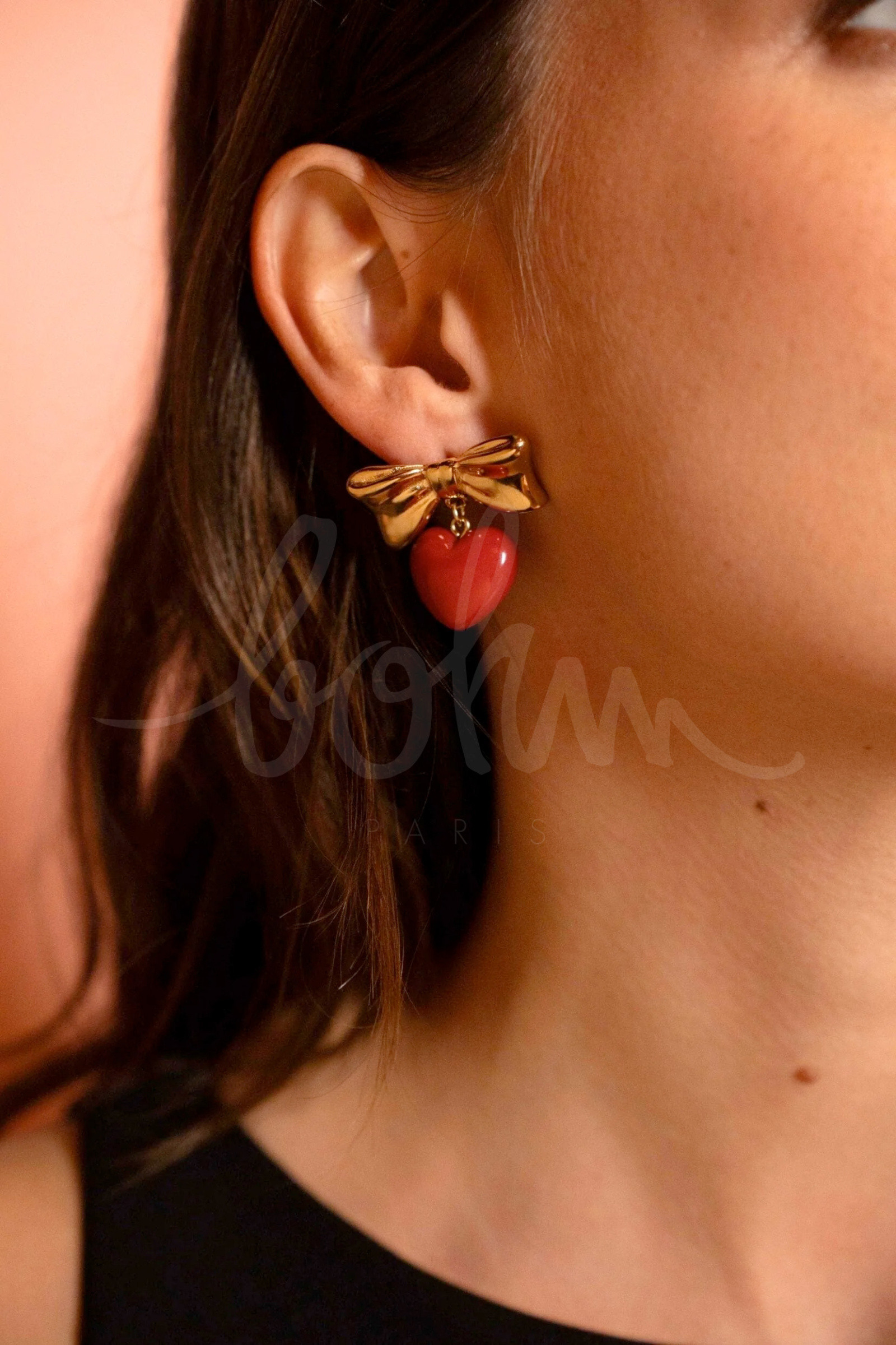 Grossiste Bohm - Boucles pendantes Ariadna - noeud papillon et coeur pendant en acétate