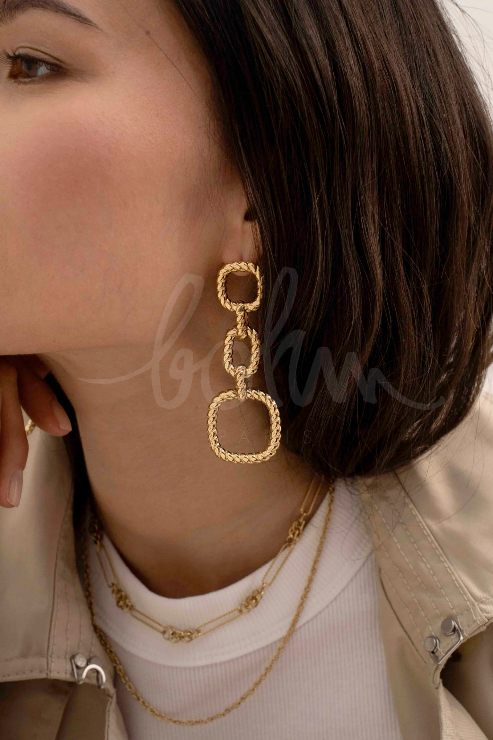 Grossiste Bohm - Boucles pendantes - anneaux carrés torsadés