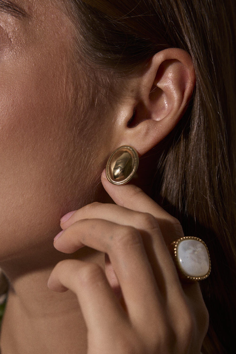 Wholesaler Bohm - Bullet earrings - small rounded oval and mirror piece