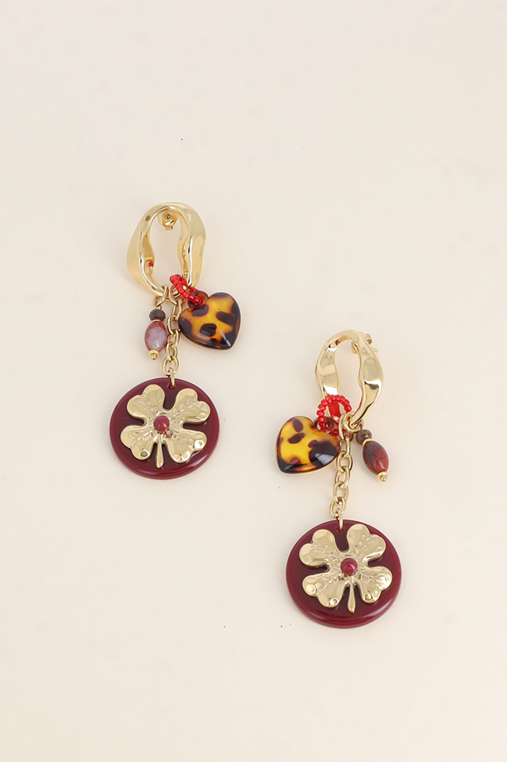 Mayorista Bohm - Pendientes colgantes - dijes (anillo calado, corazón y pieza redonda de resina, trébol y bola de esmalte)