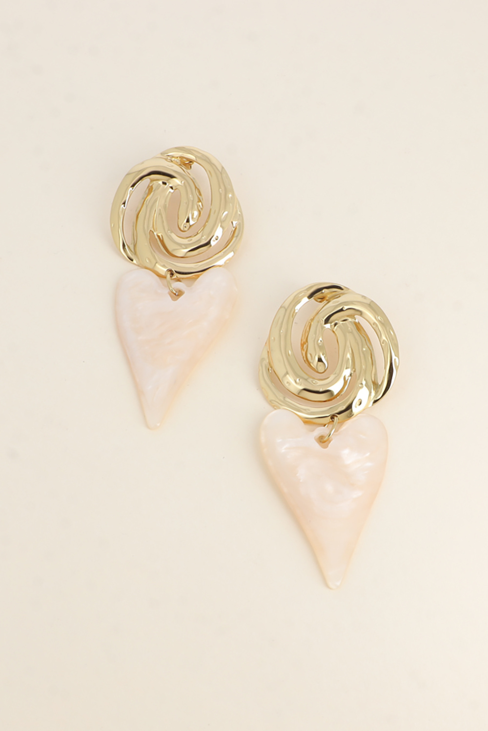 Mayorista Bohm - Pendientes colgantes - lazo, corazón de resina