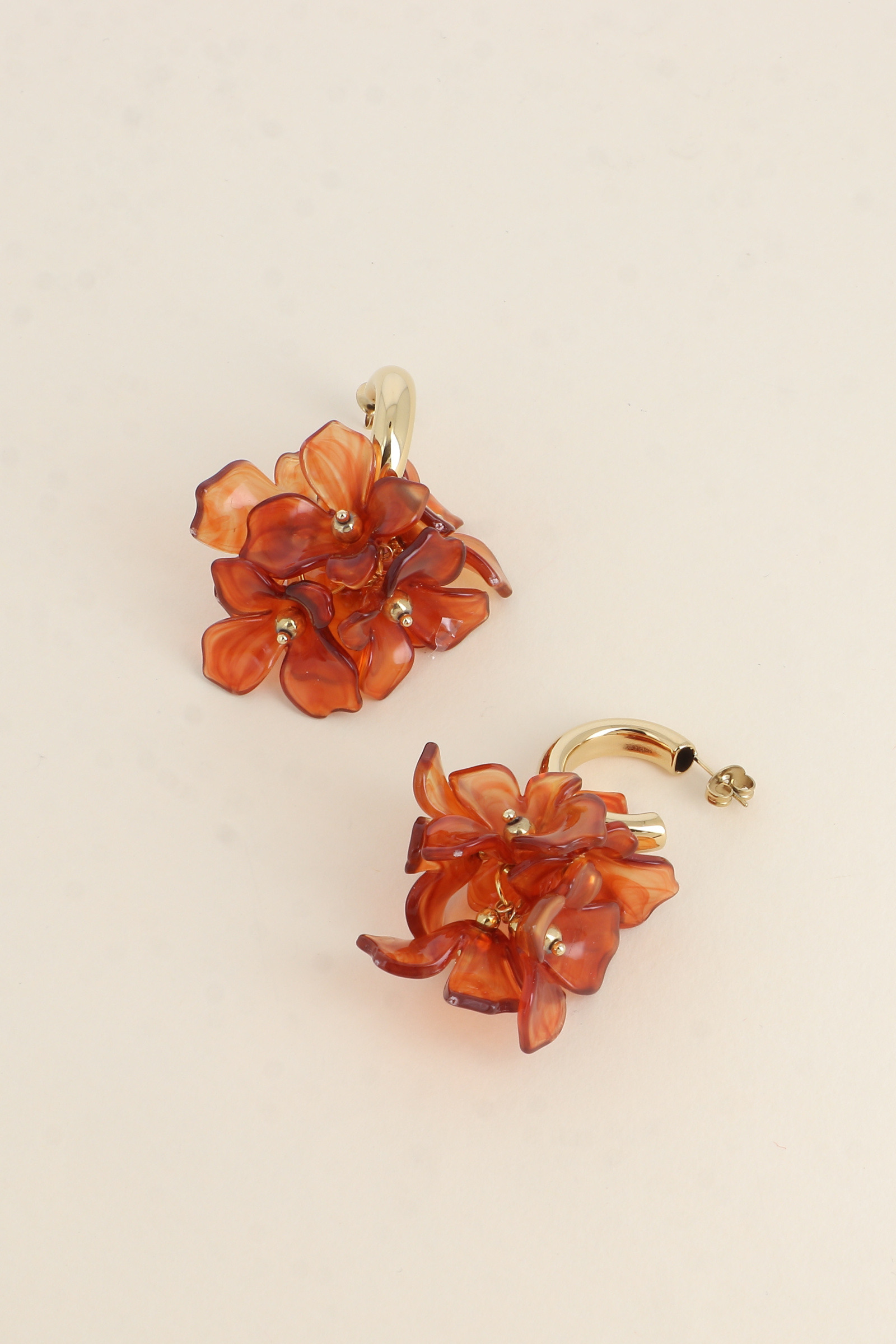 Mayorista Bohm - Aros - Flores colgantes de resina