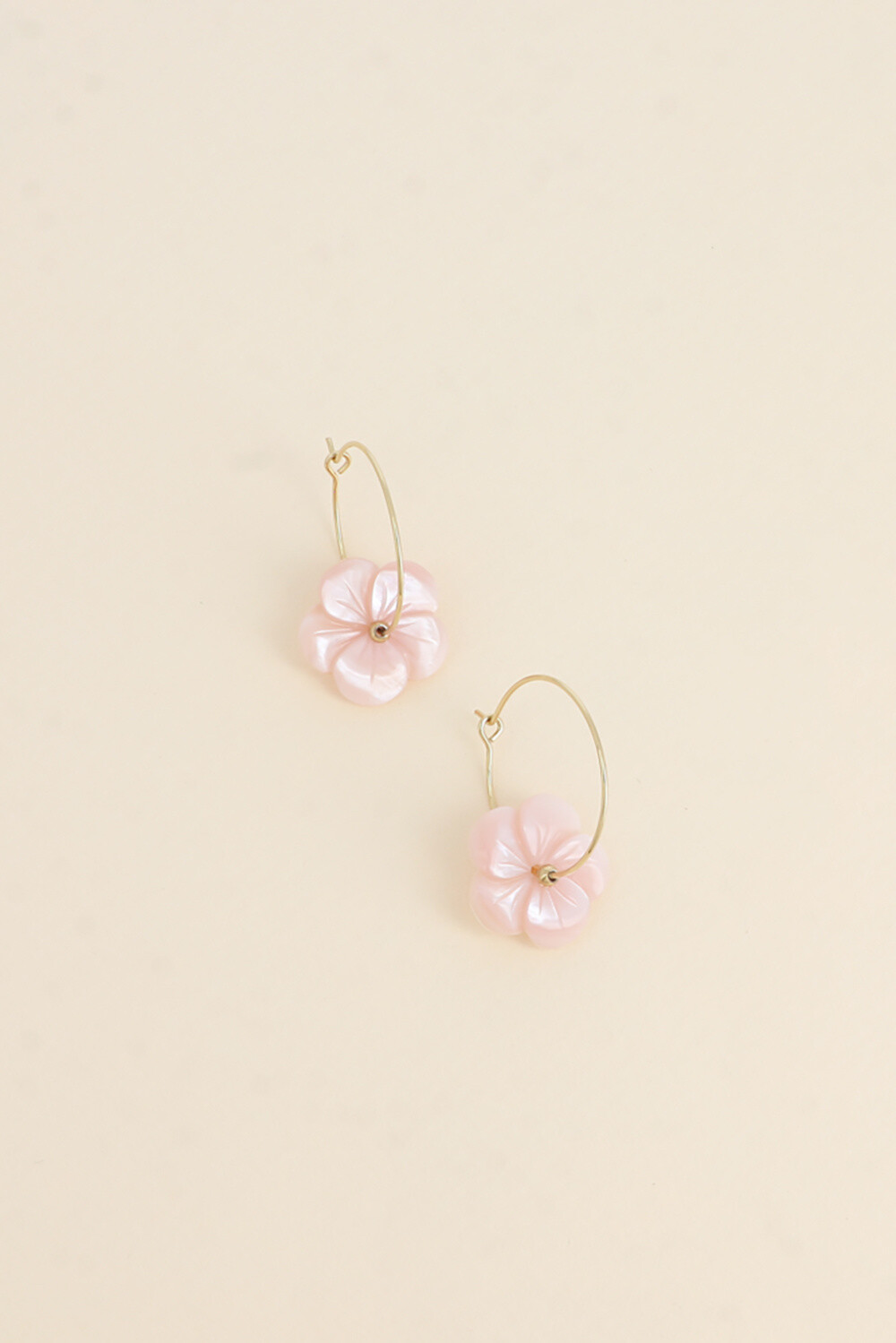 Mayorista Bohm - Pendientes aro - flor nacarada 20mm