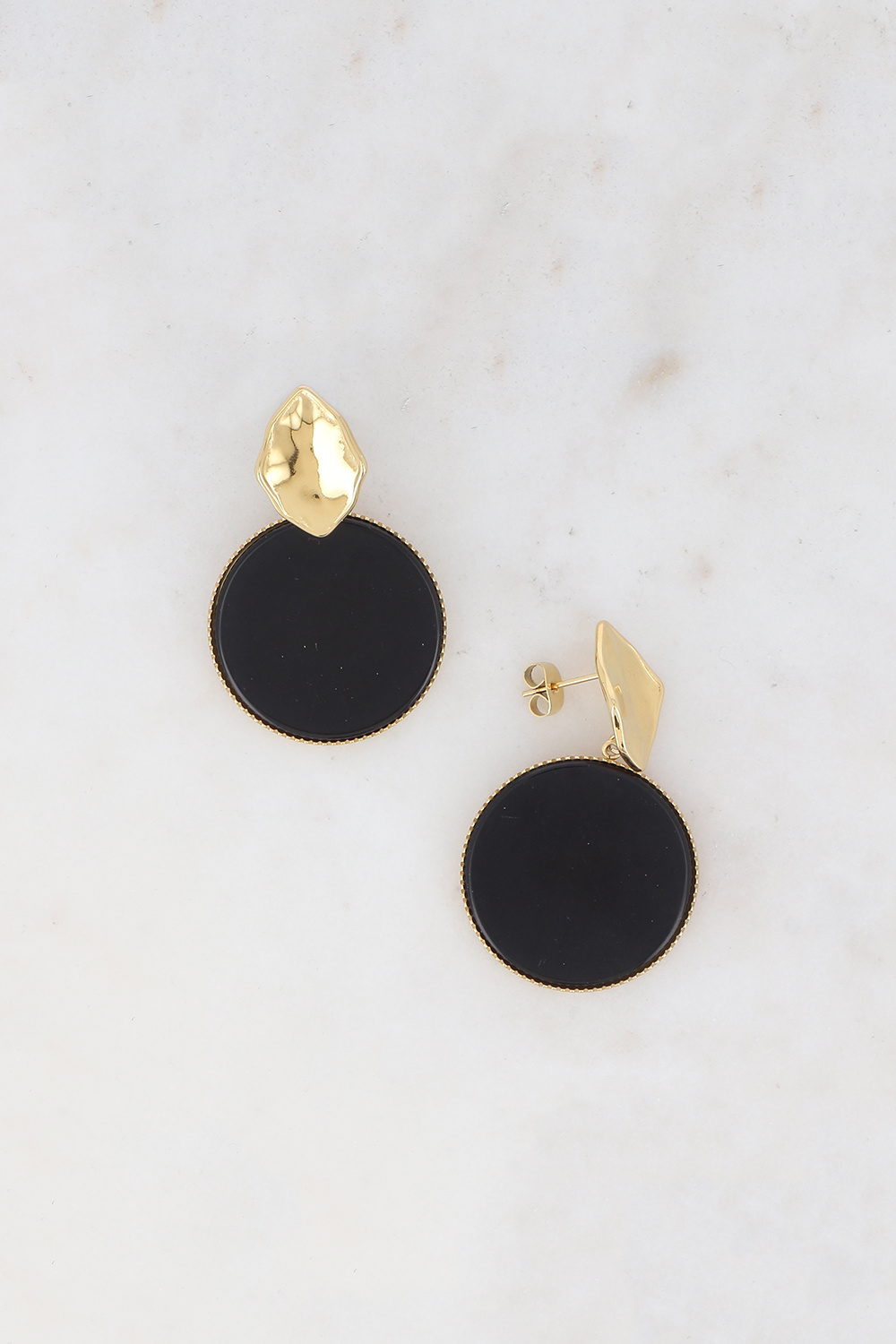 Wholesaler Bohm - Stud earrings - textured leaf and natural stone