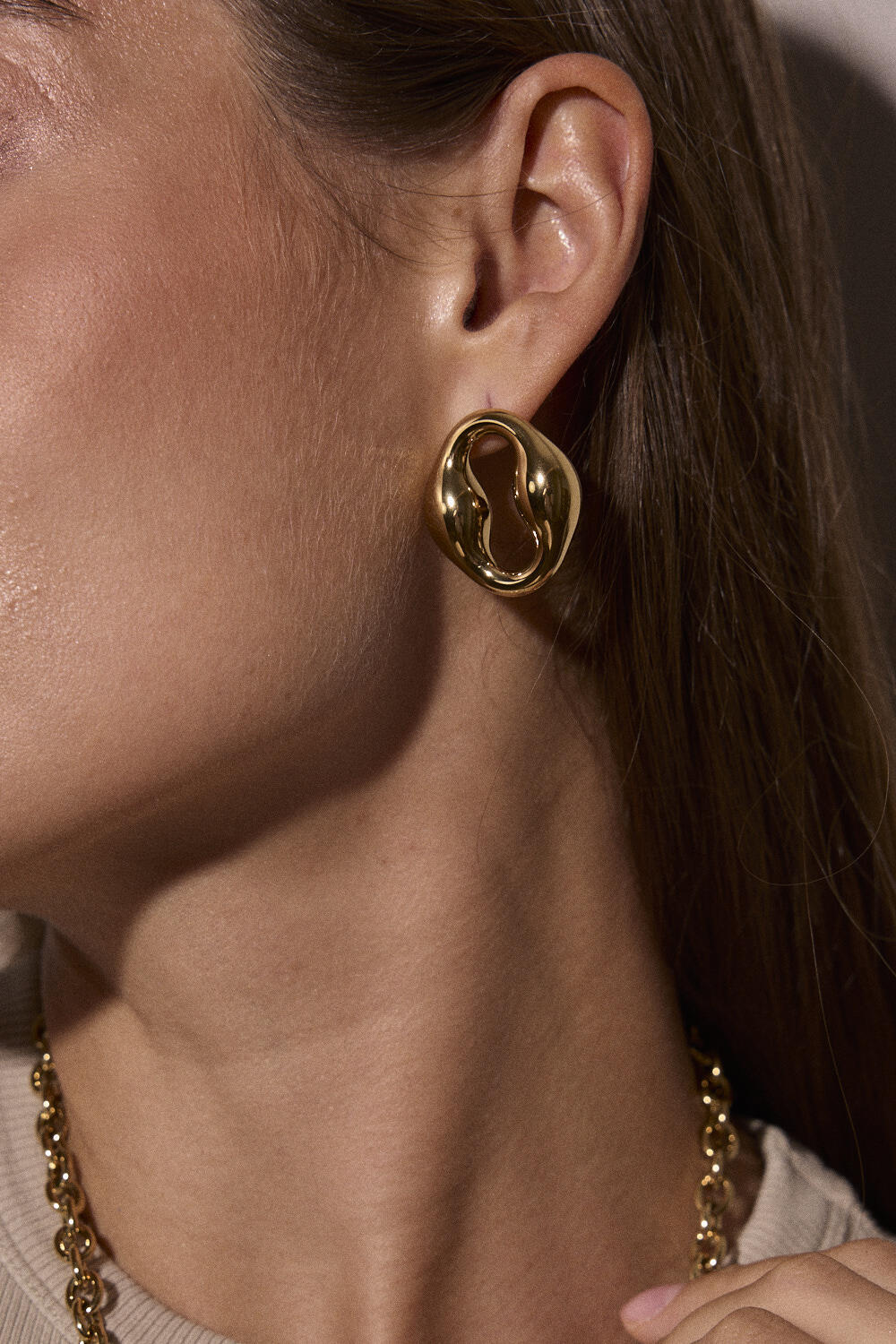 Wholesaler Bohm - Stud earrings - oval piece with both sides curved