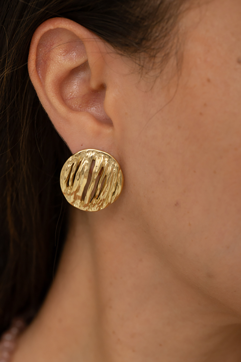 Grossiste Bohm - Boucles puces - pièce ovale texturée et ajourée