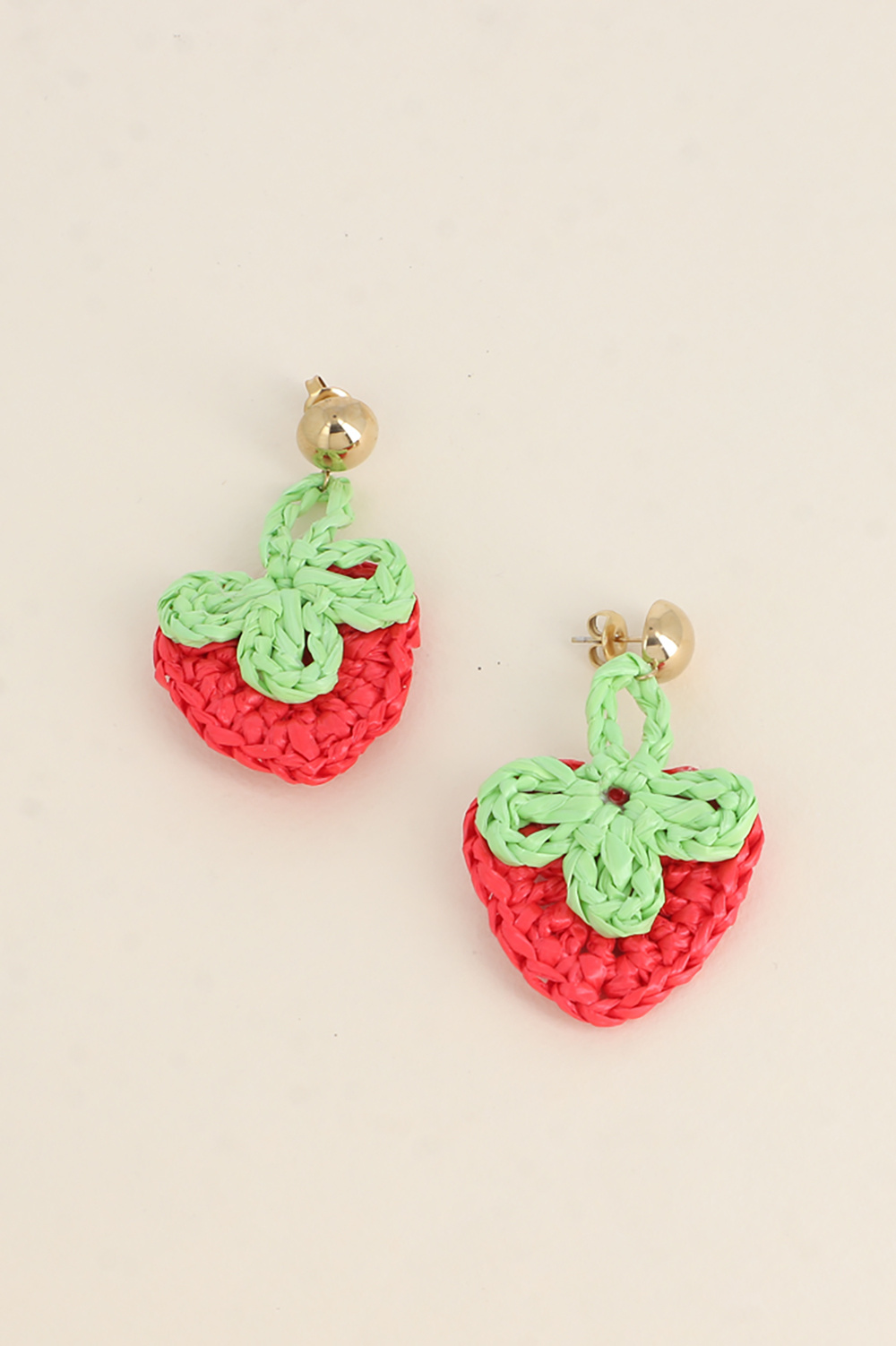 Wholesaler Bohm - Dangling earrings - strawberry in synthetic raffia