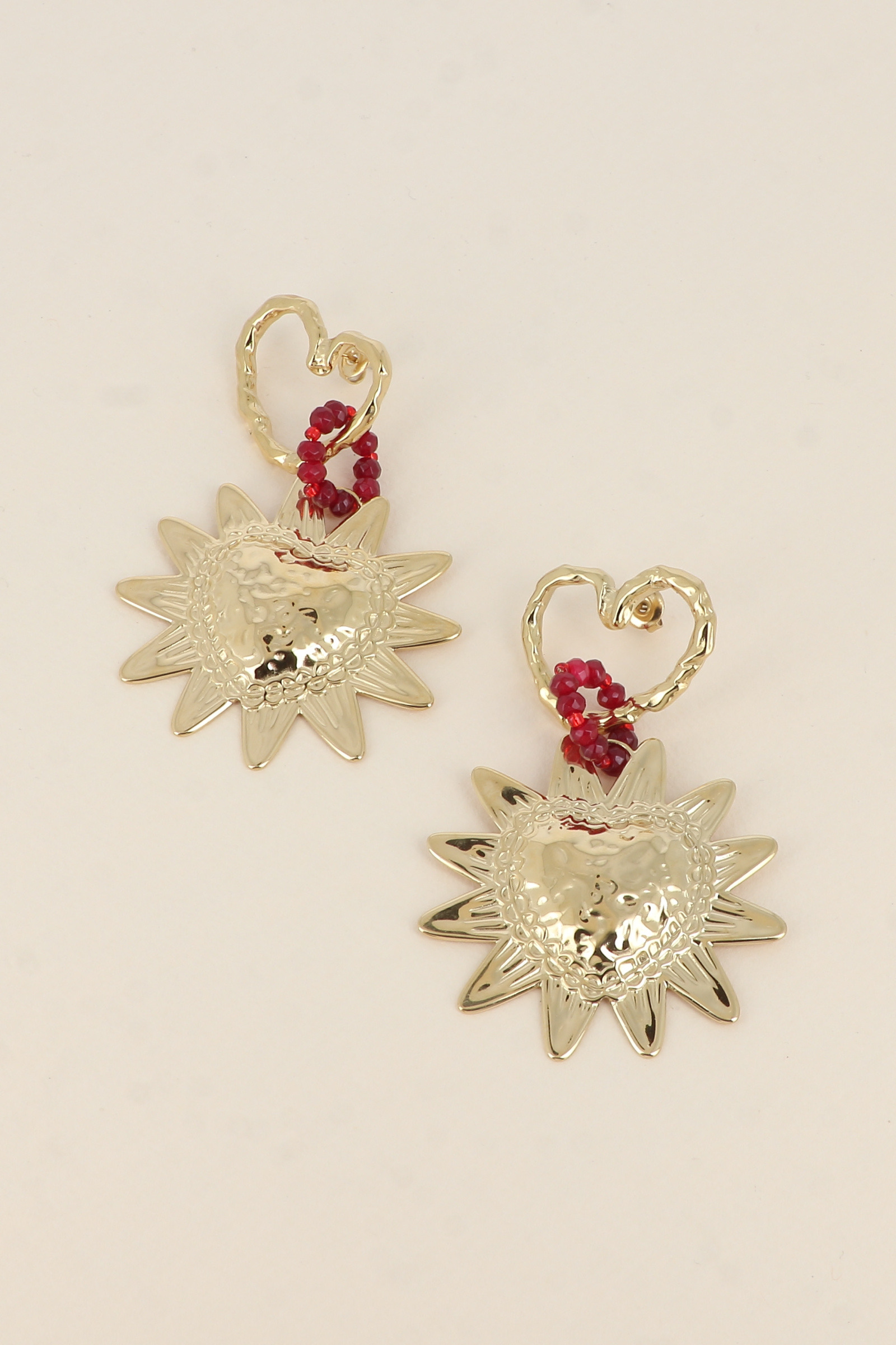 Mayorista Bohm - Pendientes colgantes - corazón calado, anillo con cuentas y corazón sol