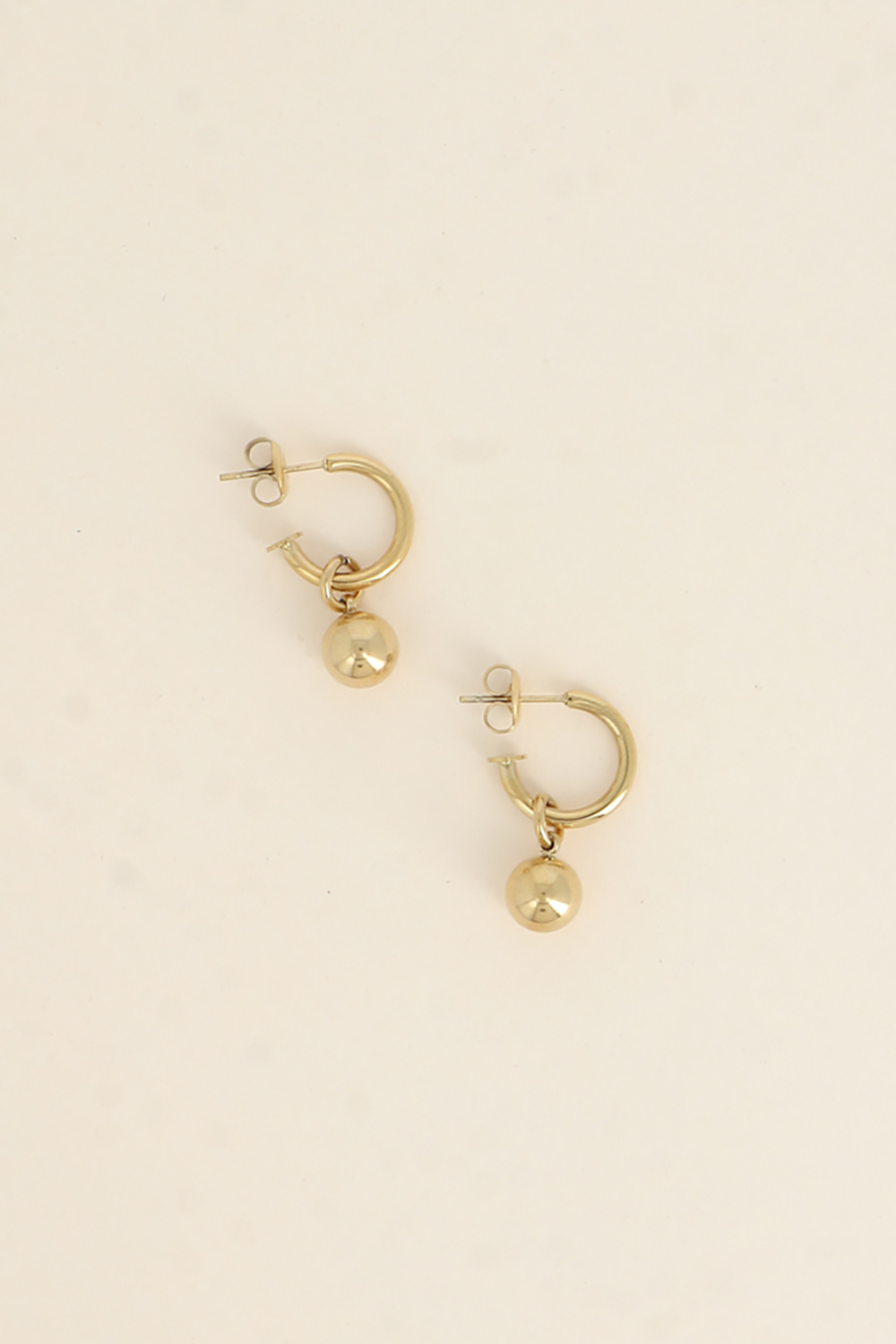 Mayorista Bohm - Aros - anillo trenzado con bola colgante