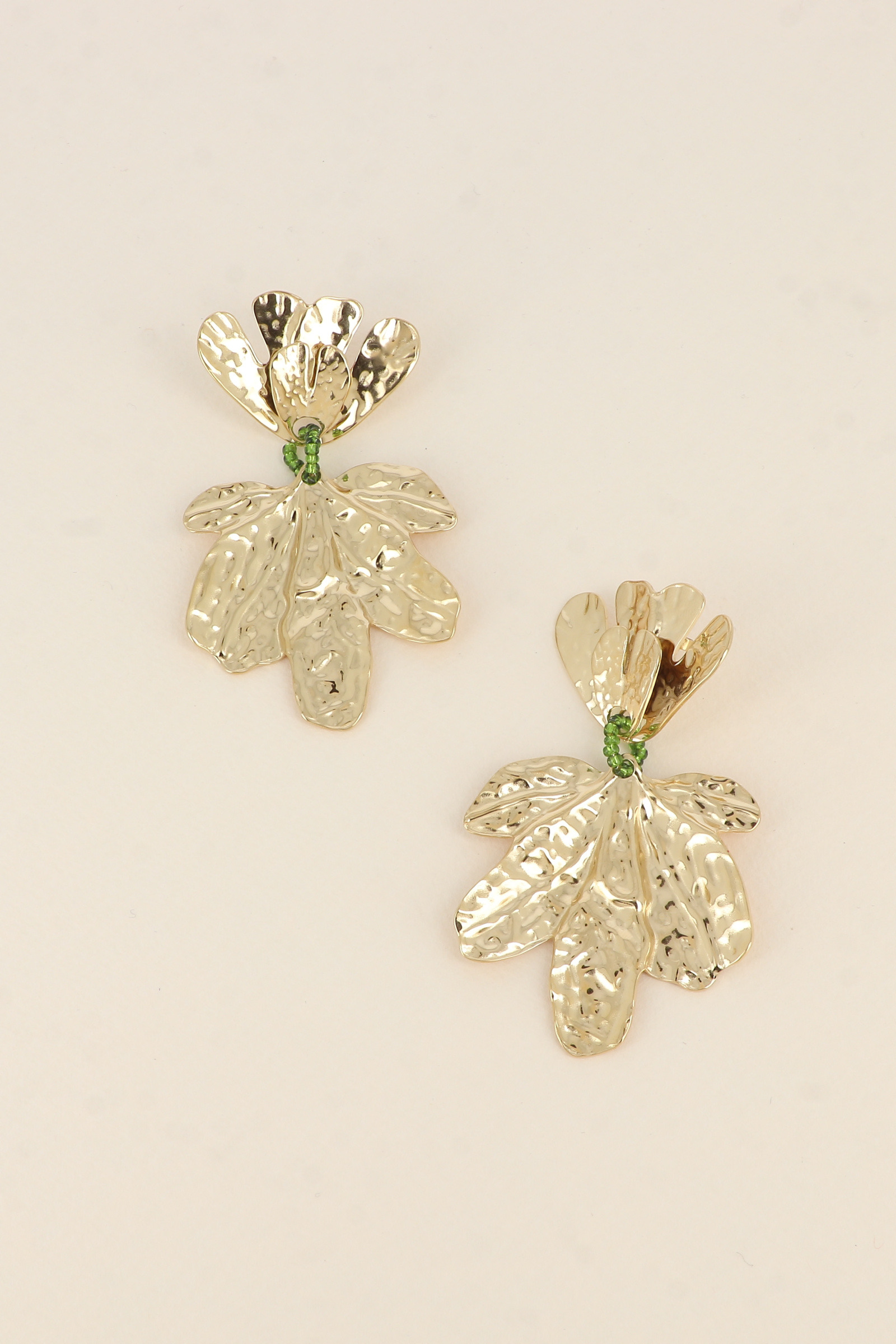 Wholesaler Bohm - Dangling earrings - 2 leaves and a beaded ring