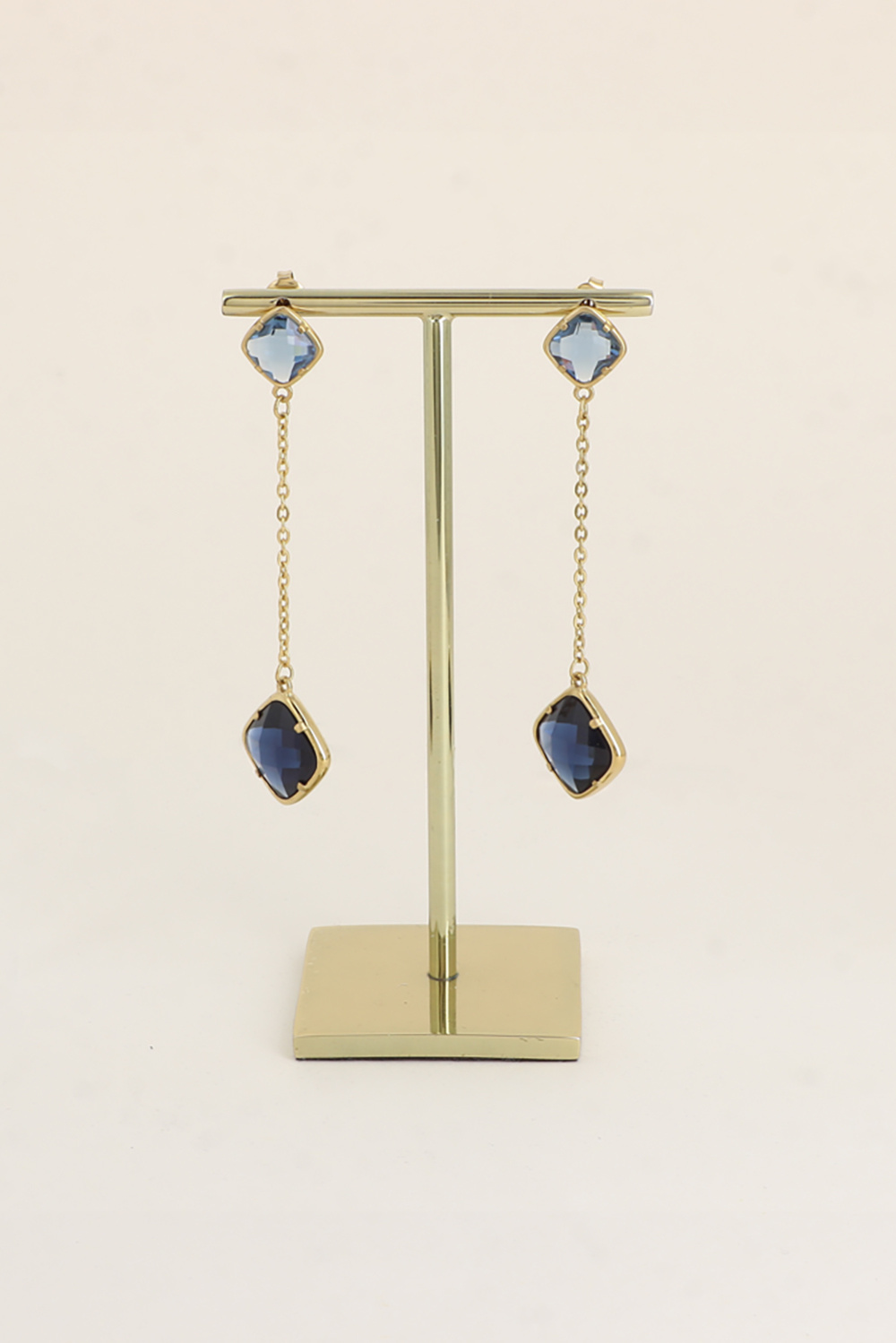 Grossiste Bohm - Boucles pendantes - 2 cristaux taillés carrés