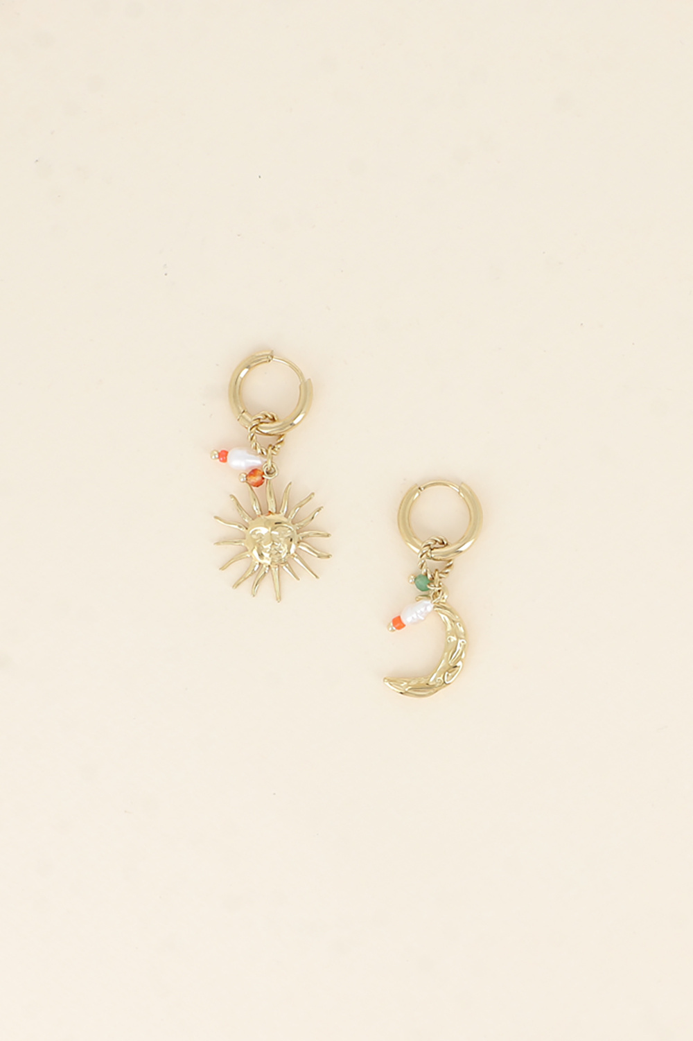 Wholesaler Bohm - Hoop Earrings - Charms (hammered moon, sun, freshwater pearl, natural stones)