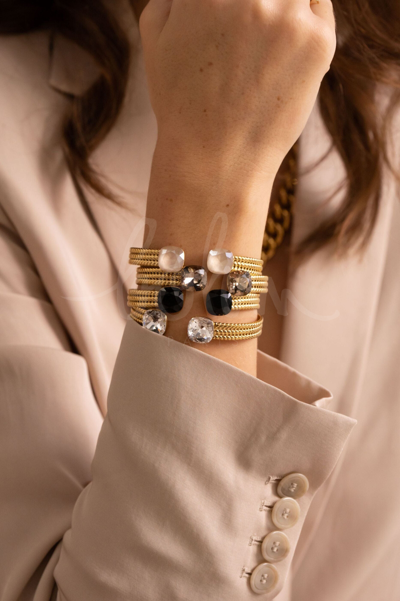 Wholesaler Bohm - Phoebe rod - decorated with Swarovski® crystals - Golden mount