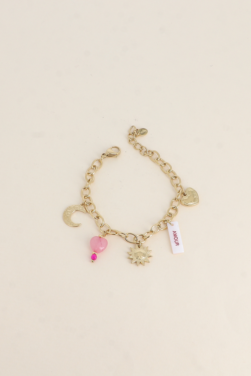 Grossiste Bohm - Bracelet - plaquette nacrée avec inscritpion "AMOUR" en émail, soleil, lune, coeurs