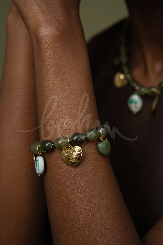 Wholesaler Bohm - Avely Bracelet - on wire, resin beads, hearts, elephant, beads, engraved flowers