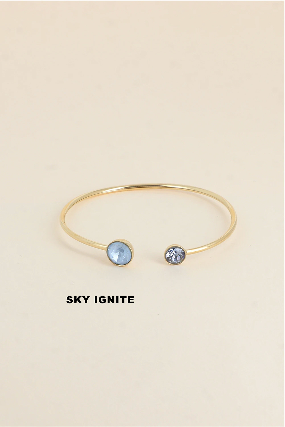 Grossiste Bohm - Jonc Betty doré - orné de cristaux de Swarovski® SS39/SS29