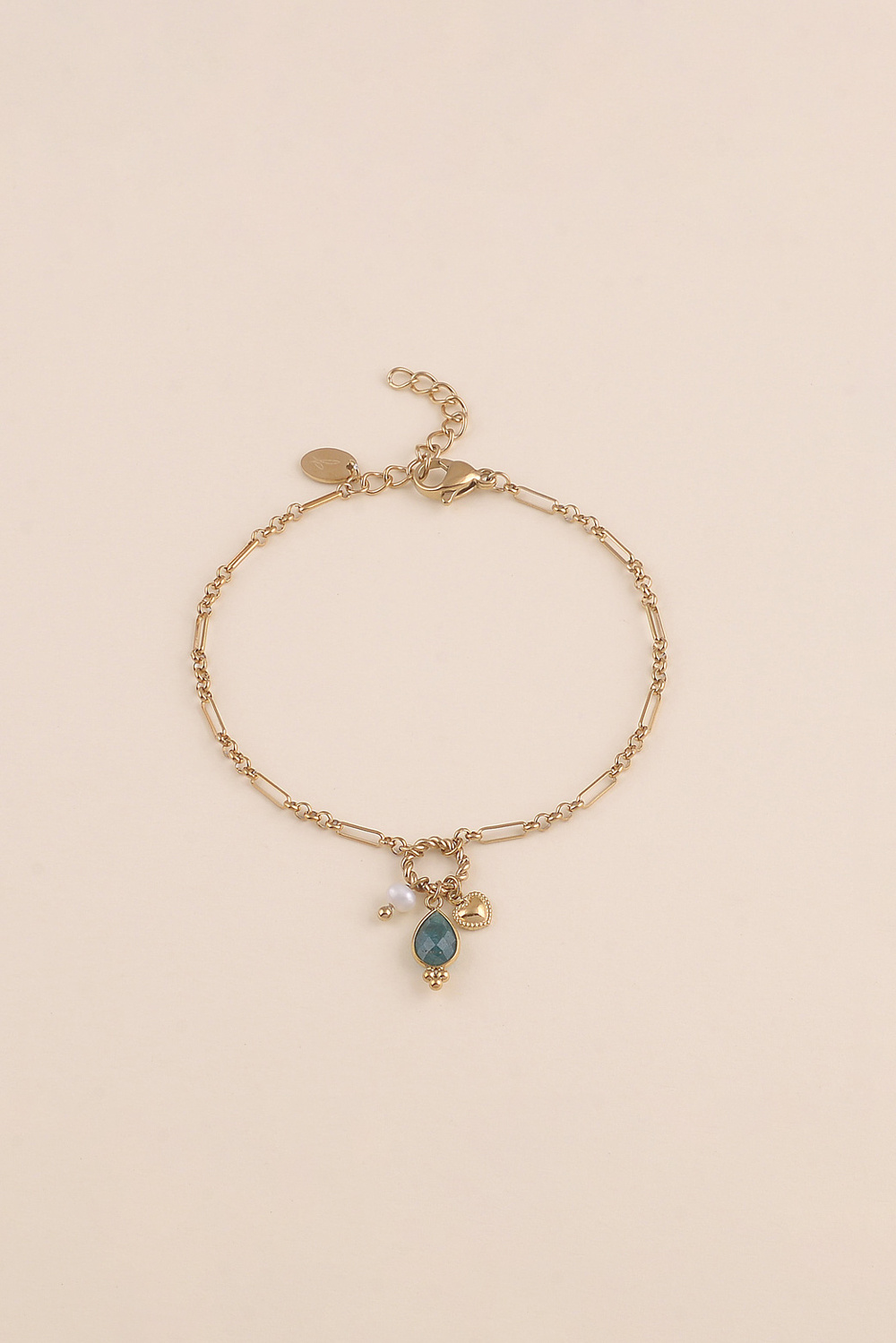 Grossiste Bohm - Bracelet - maille alternée 1/5, anneau torsadé, coeur, perle d'eau douce et goutte en pierre naturelle