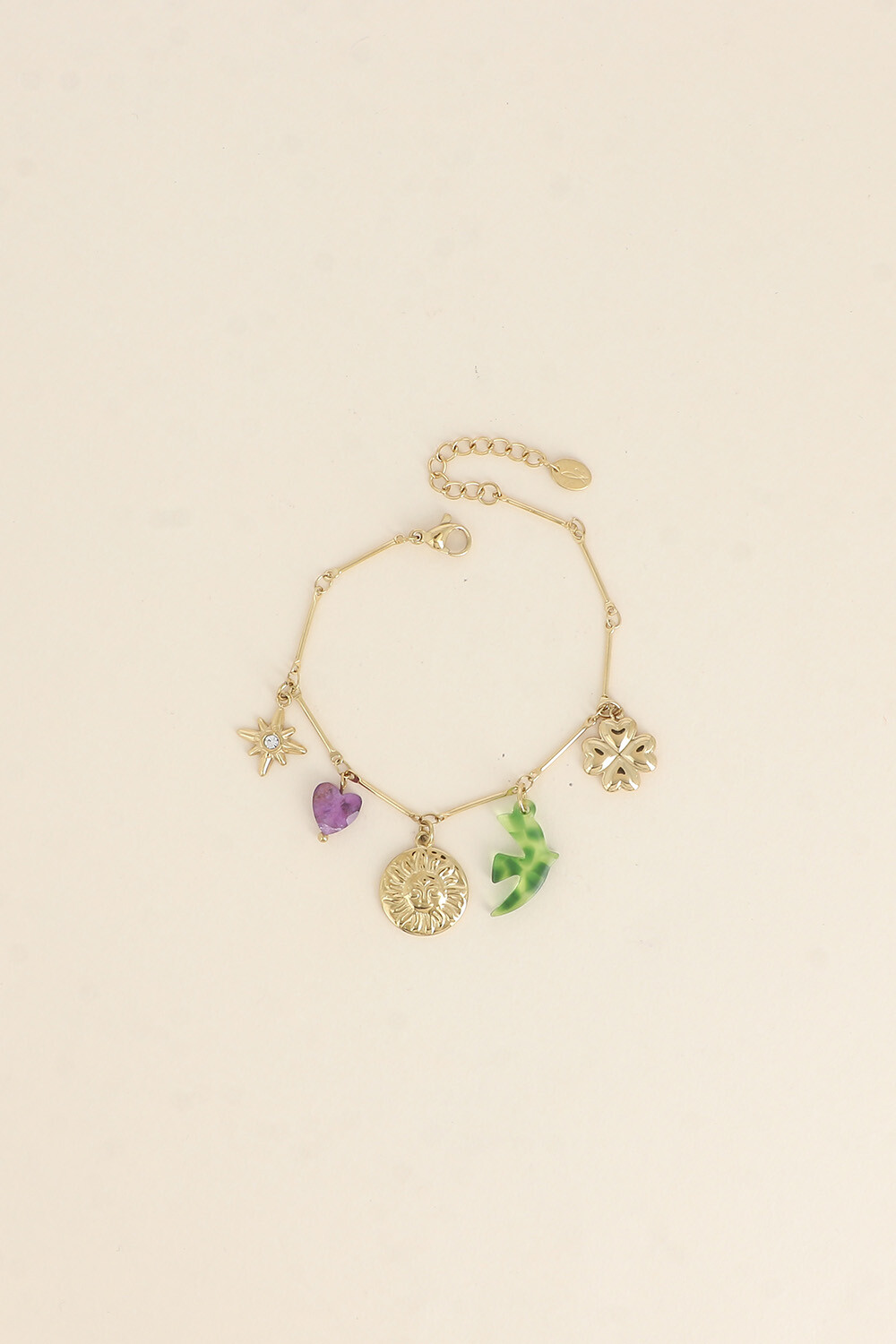 Grossiste Bohm - Bracelet - soleil, oiseau en résine, trèfle, étoile du Nord et coeur en pierre naturelle