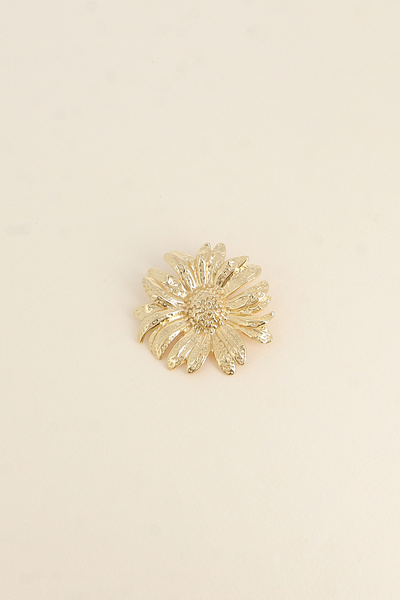 Grossiste Bohm - Pin's - motif marguerite Grossiste Bohm - Pin's - motif marguerite