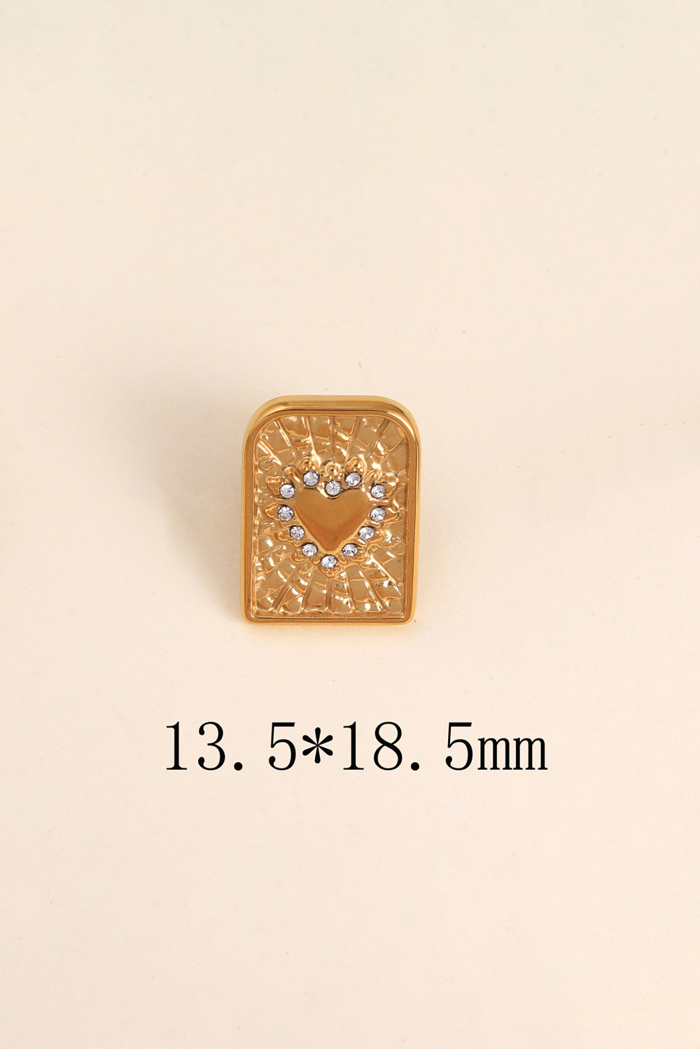 Grossiste Bohm - Pin's - rectangle texturé, cœur avec cristaux