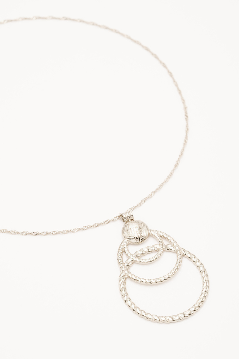 Mayorista Bohm - Collar largo Naomi - 1 pieza con 3 círculos trenzados