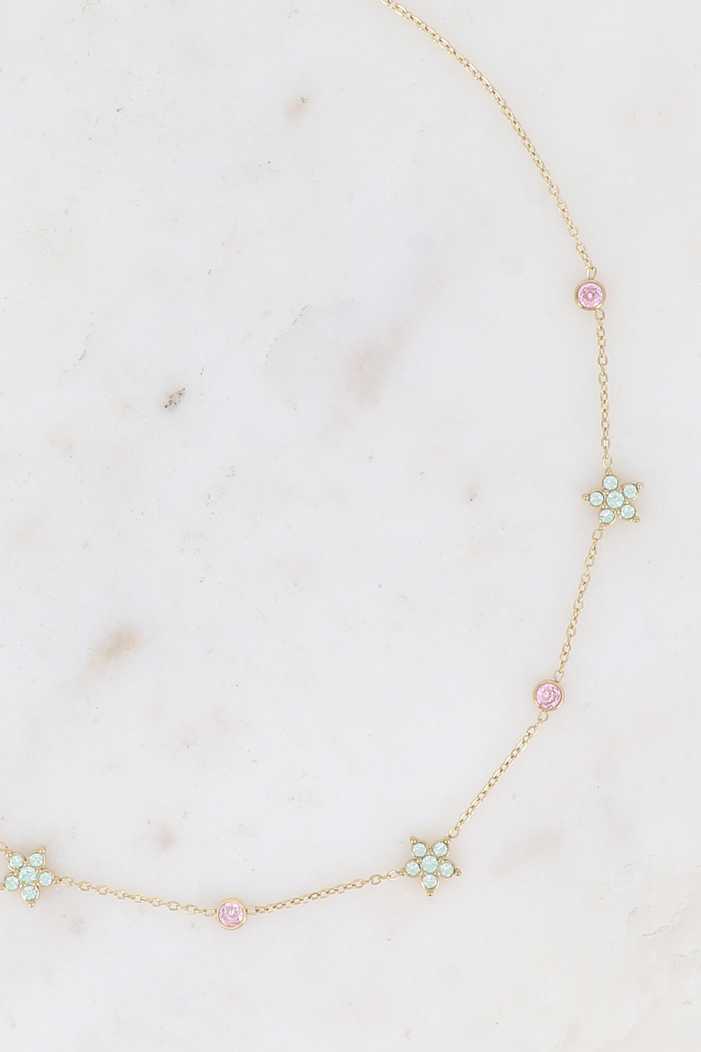 Mayorista Bohm - Collar - 4 flores y óxidos de circonio