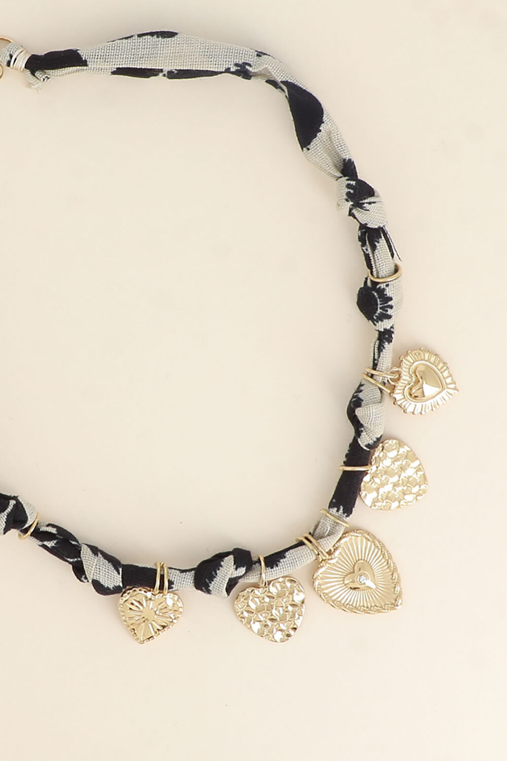 Wholesaler Bohm - Necklace - ribbon, heart charms