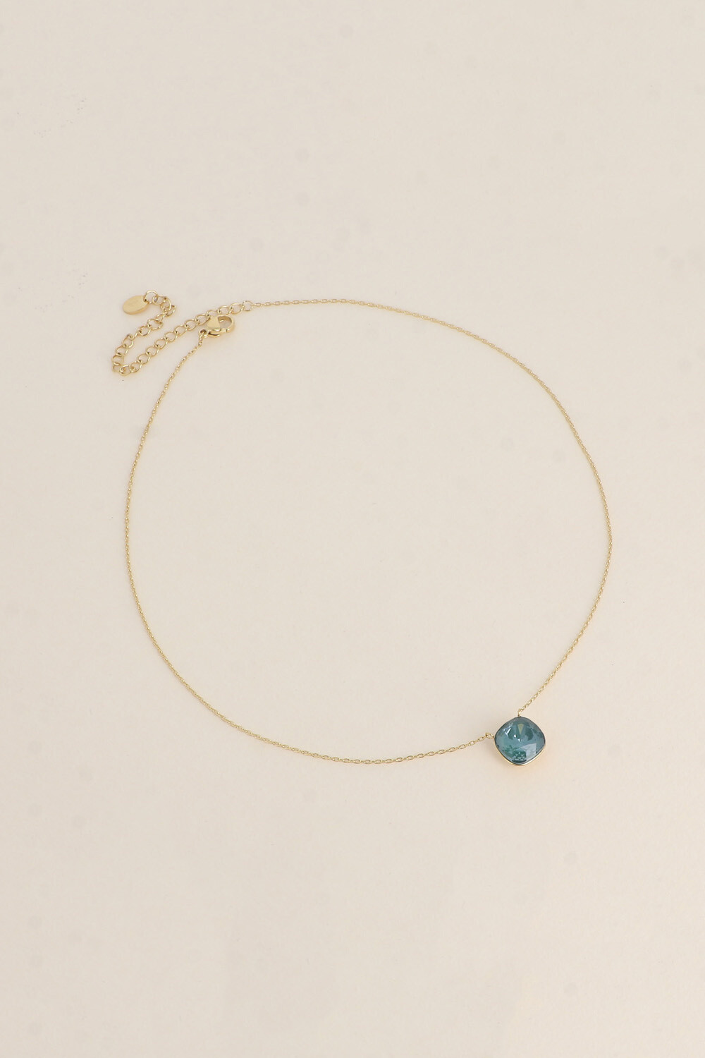 Großhändler Bohm - Goldene Béa -Halskette - Dekoriert mit Swarovski® 10 mm Kristallen