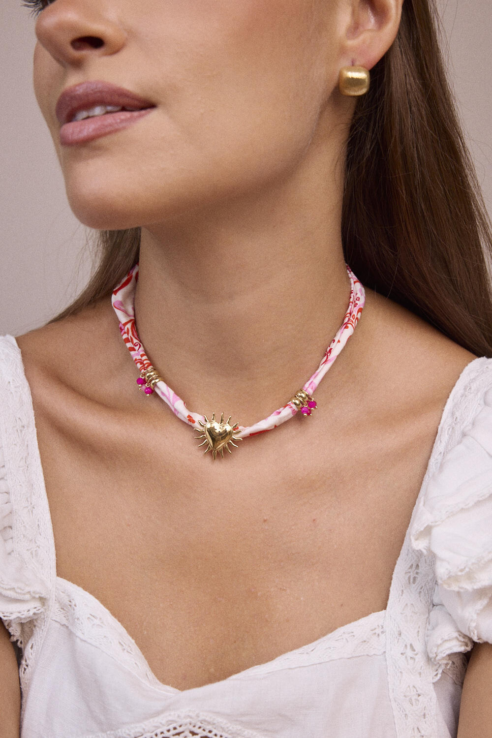 Wholesaler Bohm - Necklace - ribbon fabric, blazing heart pendant and beads