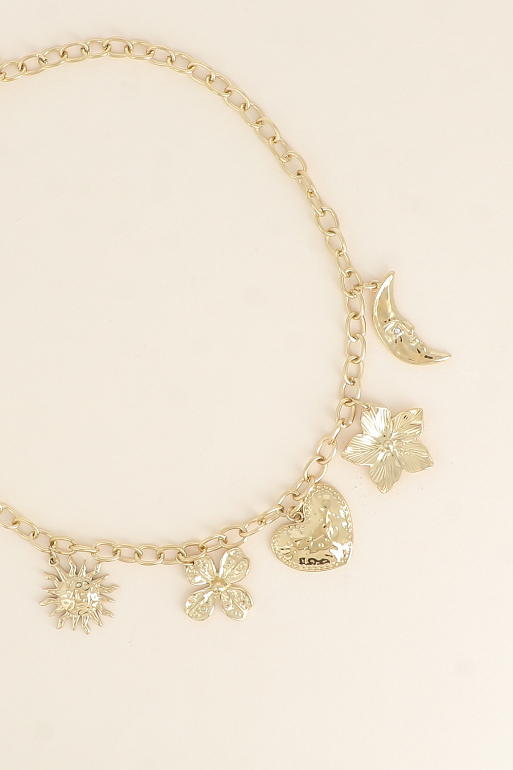 Grossiste Bohm - Collier - soleil, coeur, lune, fleur et trèfle