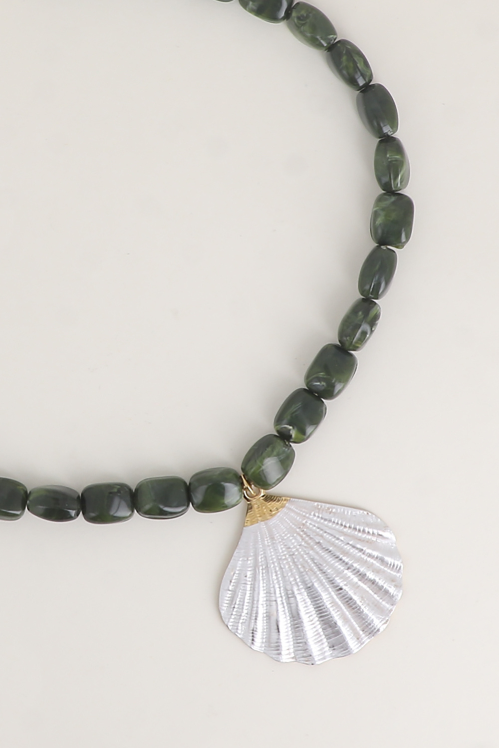 Wholesaler Bohm - Cable necklace - resin beads, enamel shell pendant
