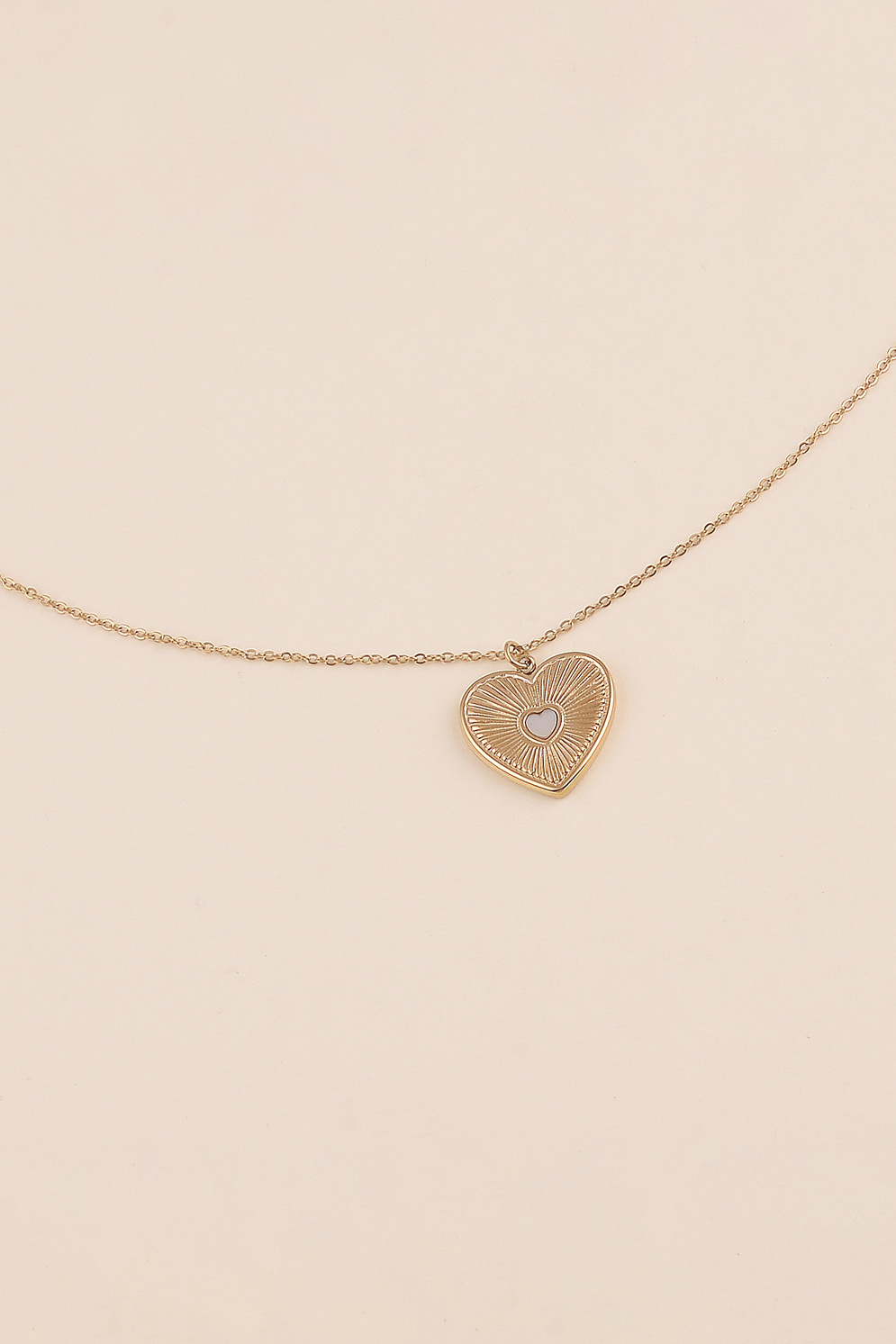 Grossiste Bohm - Collier - coeur strié et en nacre