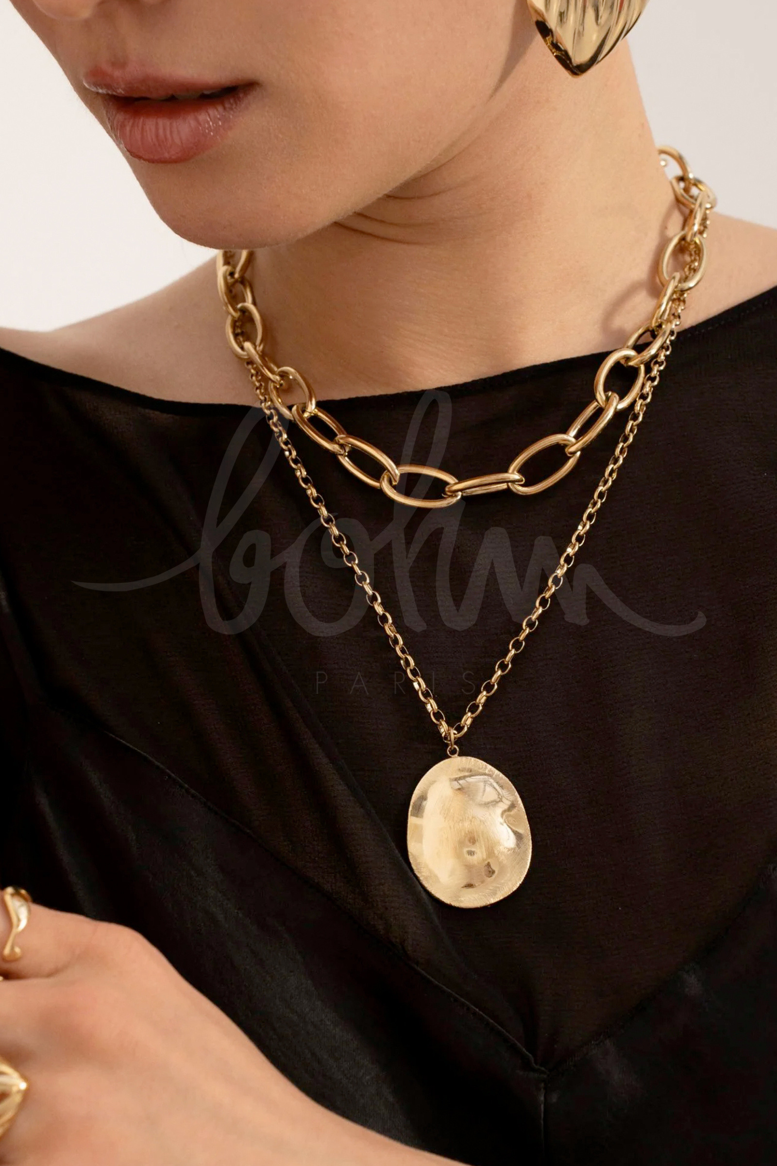 Grossiste Bohm - Collier Freya - grand pièce ondulée et brossée mat