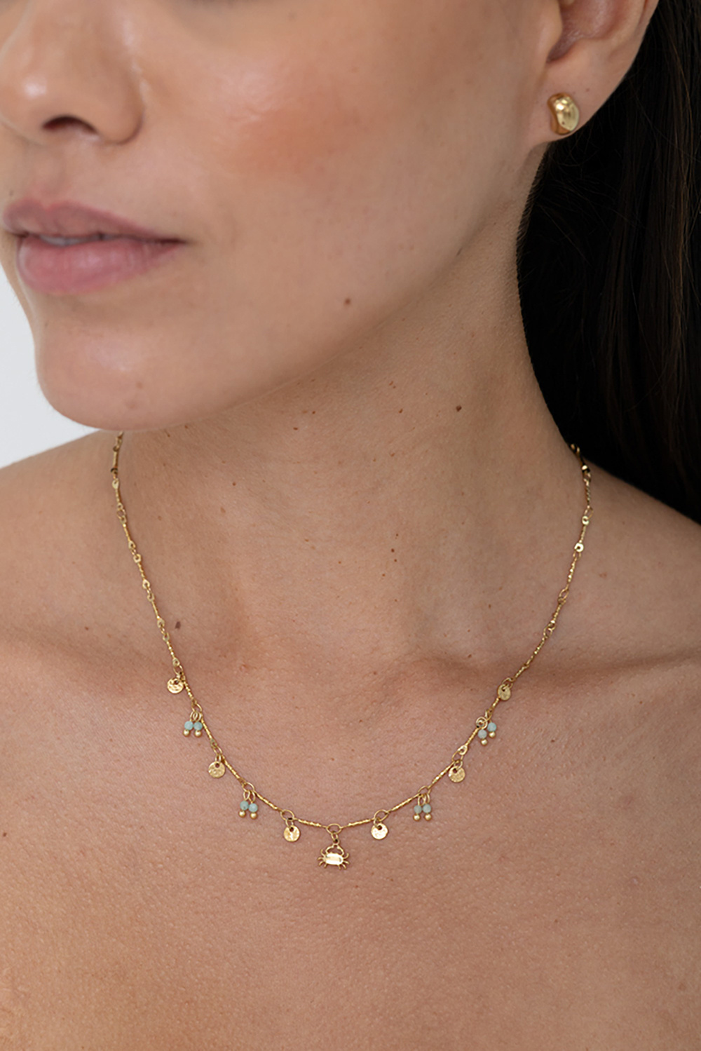 Grossista Bohm - Collana - dischi rotondi martellati, perline di vetro e ciondolo a forma di granchio