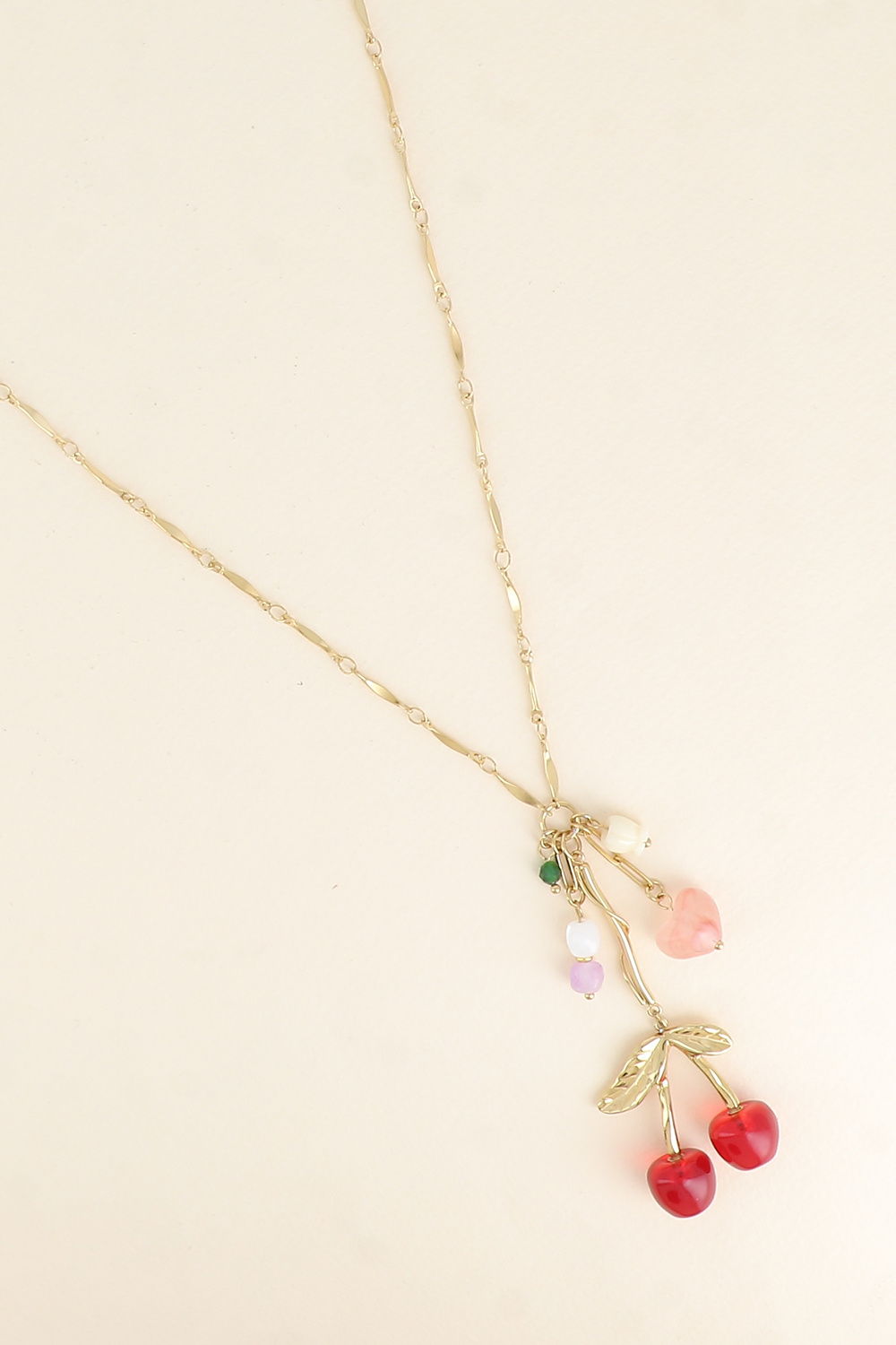 Grossiste Bohm - Collier Y - coeurs, cerise, fleur et perles