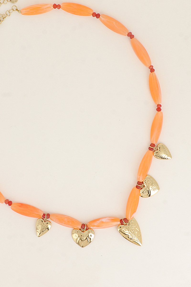 Mayorista Bohm - Collar de cable - cuentas de resina, corazones con patrones florales grabados