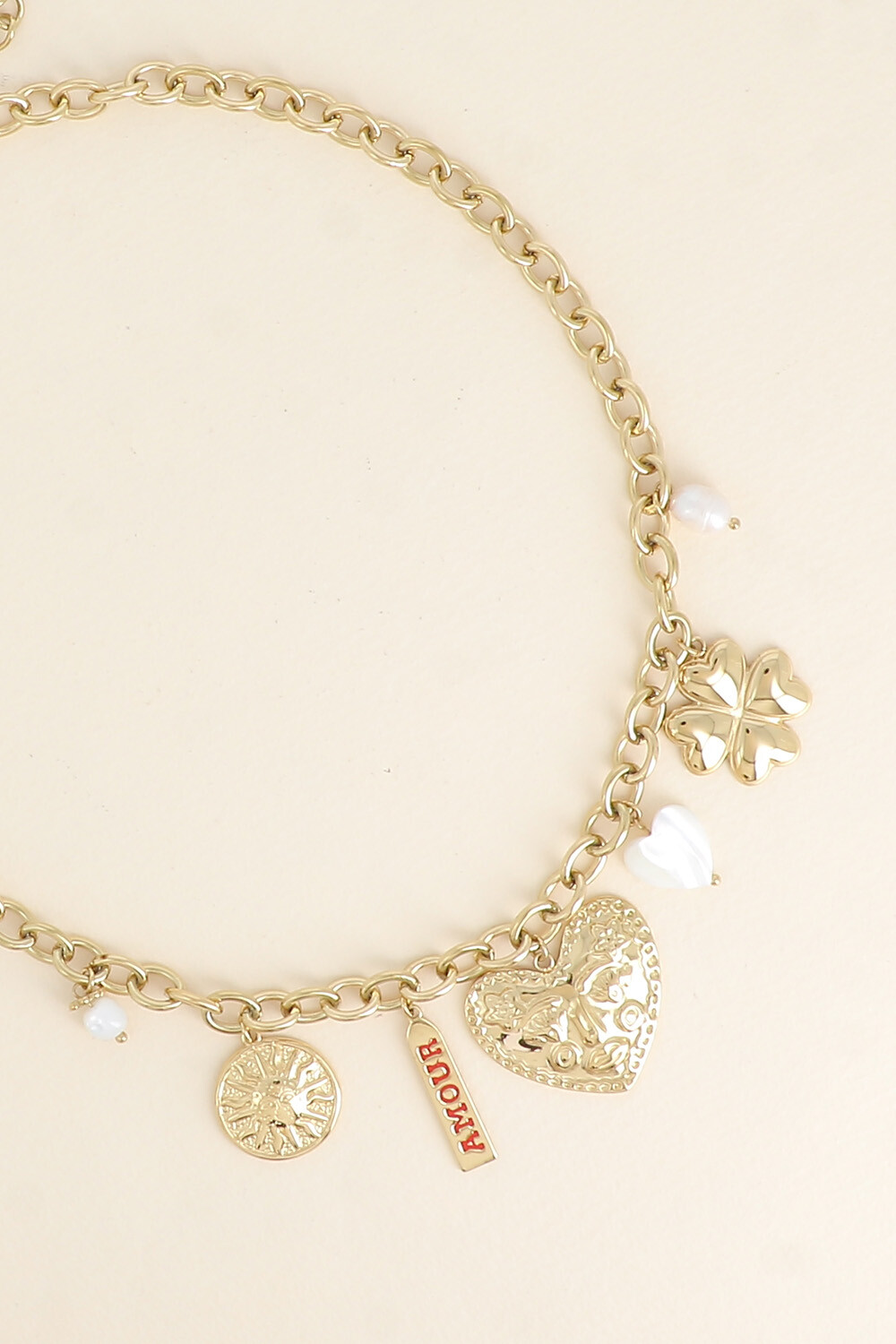 Grossiste Bohm - Collier - soleil, plaquette AMOUR en émail, coeurs, trèfle