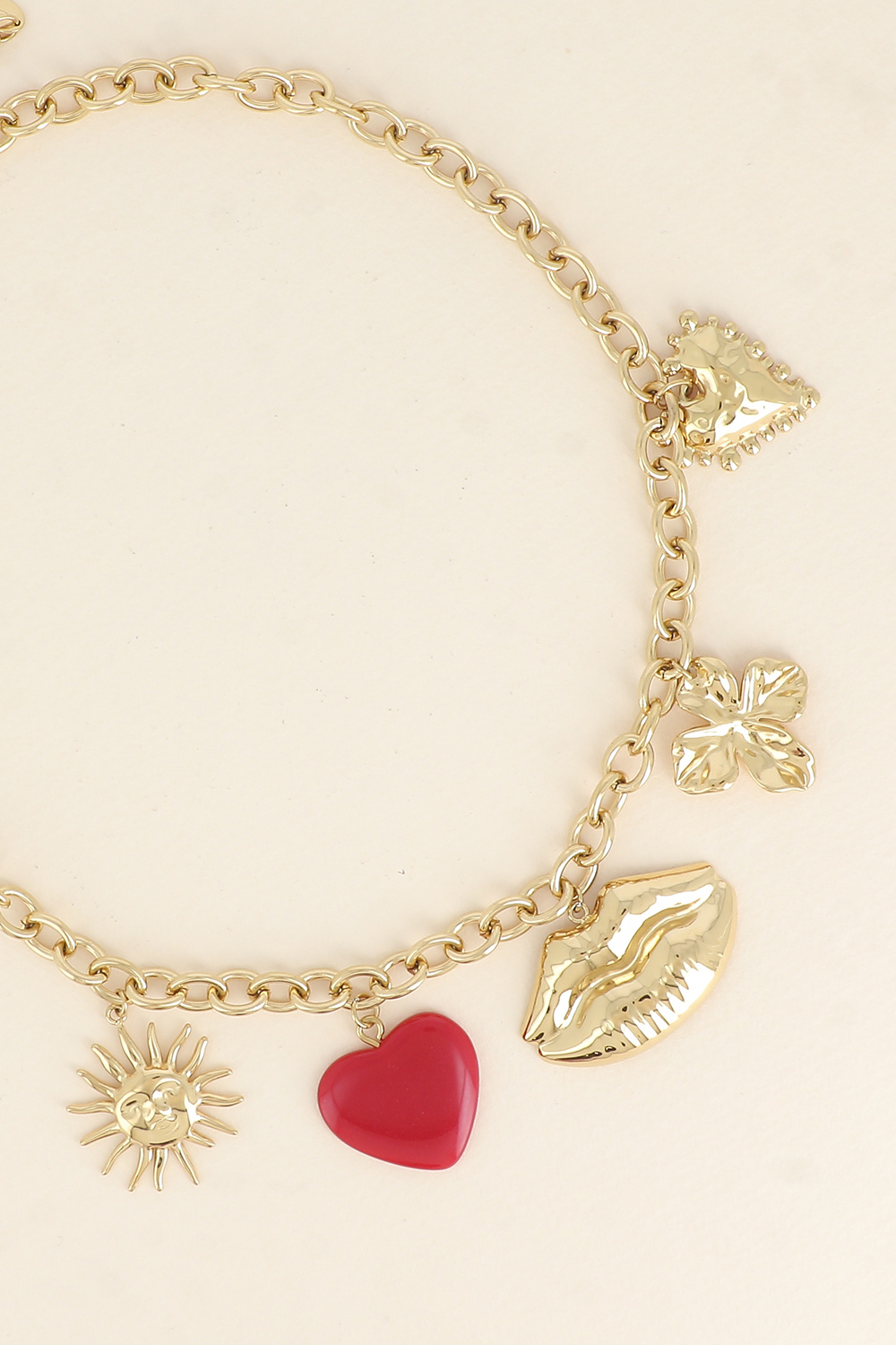 Grossiste Bohm - Collier - soleil, trèfle, coeur en résine, bouche et coeur texturé