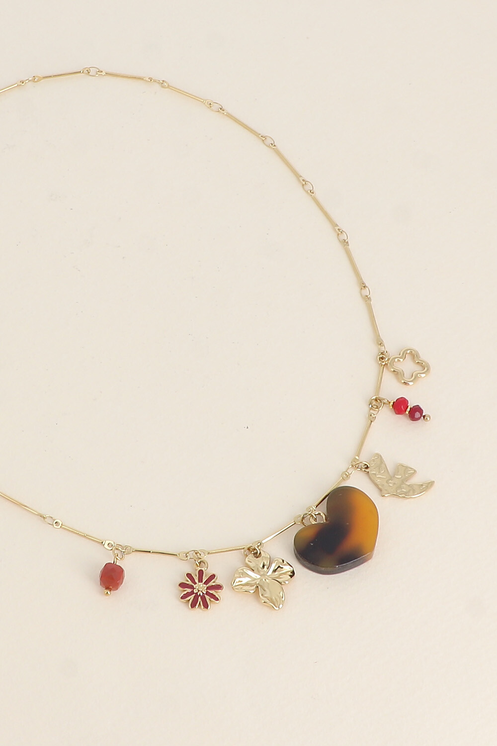 Grossiste Bohm - Collier - oiseau et fleur, coeur en résine, fleur en émail, pierres naturelles