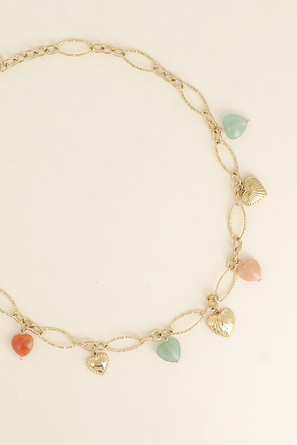Grossiste Bohm - Collier - breloques coeurs en acier et en pierre naturelle
