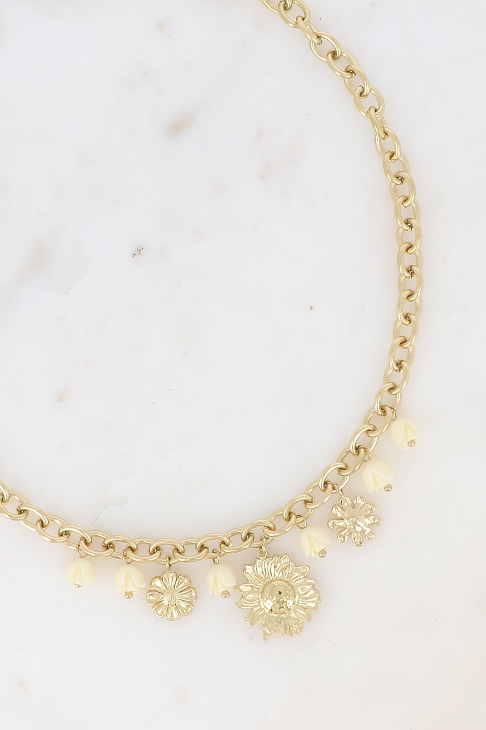 Wholesaler Bohm - Necklace - Floral roses in acetate