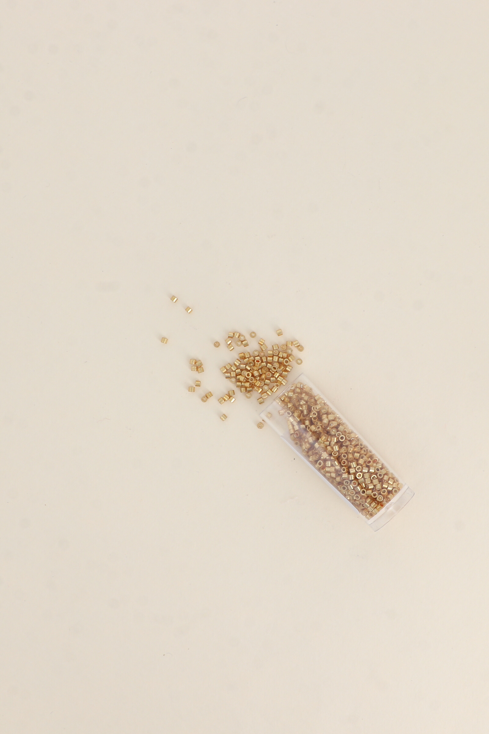 Grossista Bohm - Molto di perle rocciose 4mm