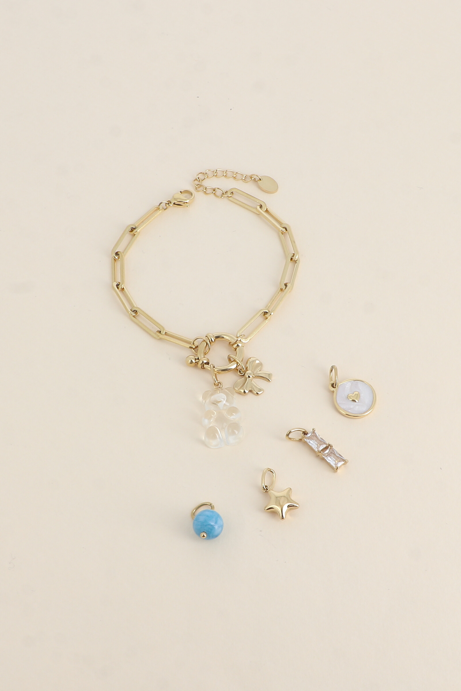 Grossiste Bohm - Cartelette WITH LOVE Bracelet et 6 pendentifs (ourson et noeud papillon)