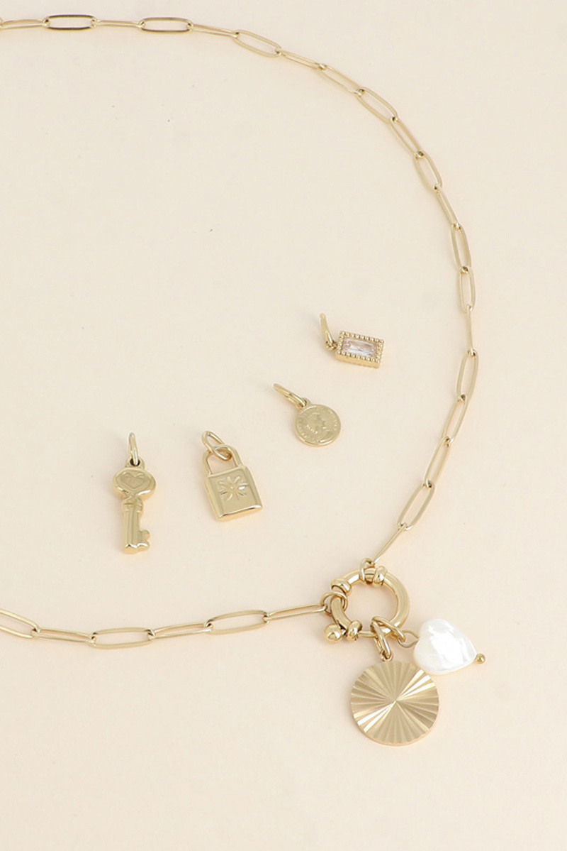 Grossiste Bohm - Cartelette CARPEDIEM Collier et 6 pendentifs (rosace et coeur nacré)