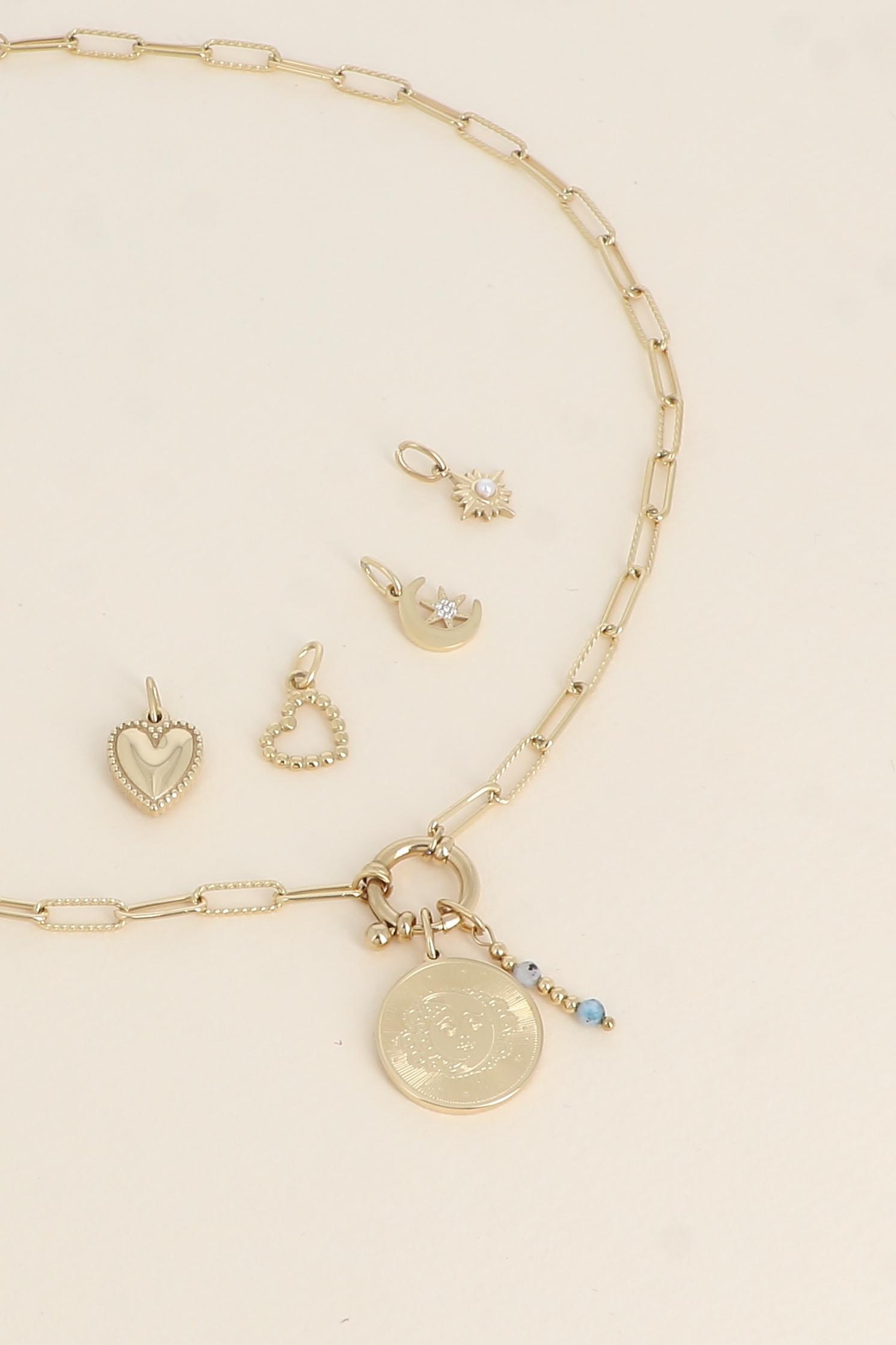 Grossiste Bohm - Cartelette WITH LOVE Collier et 6 pendentifs (éclipse et pierres naturelles)