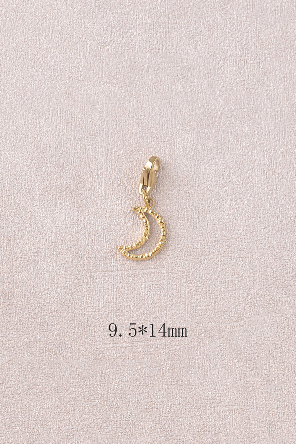 Wholesaler Bohm - Charm - hammered and openwork crescent moon