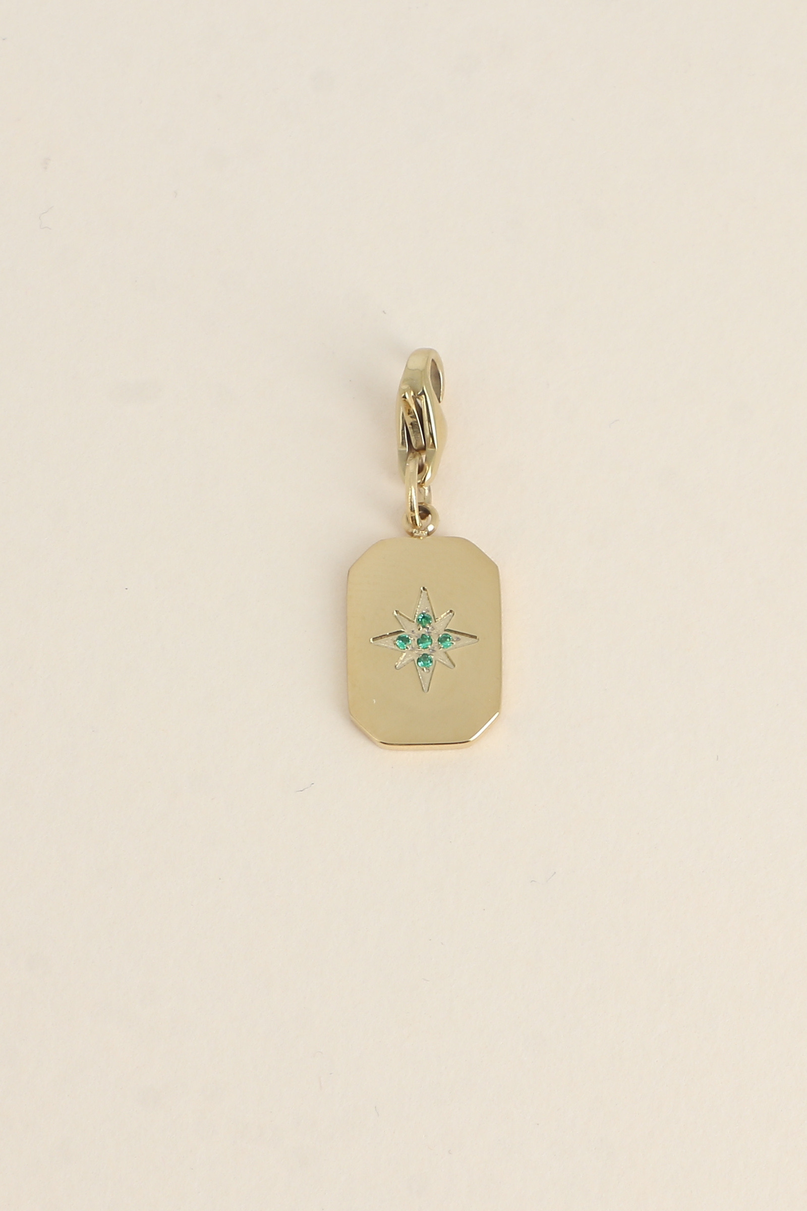 Grossiste Bohm - Charm - plaquette avec étoile en oxydes de zirconium