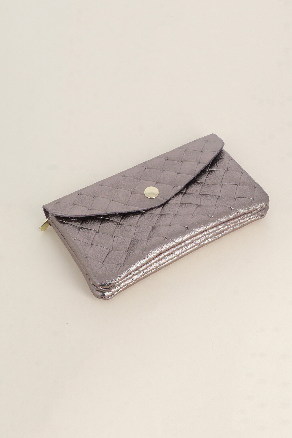 Grossiste Bohm - Pochette Barcelone - matelassé, 1 bouton aimanté, 1 zip et 3 poches