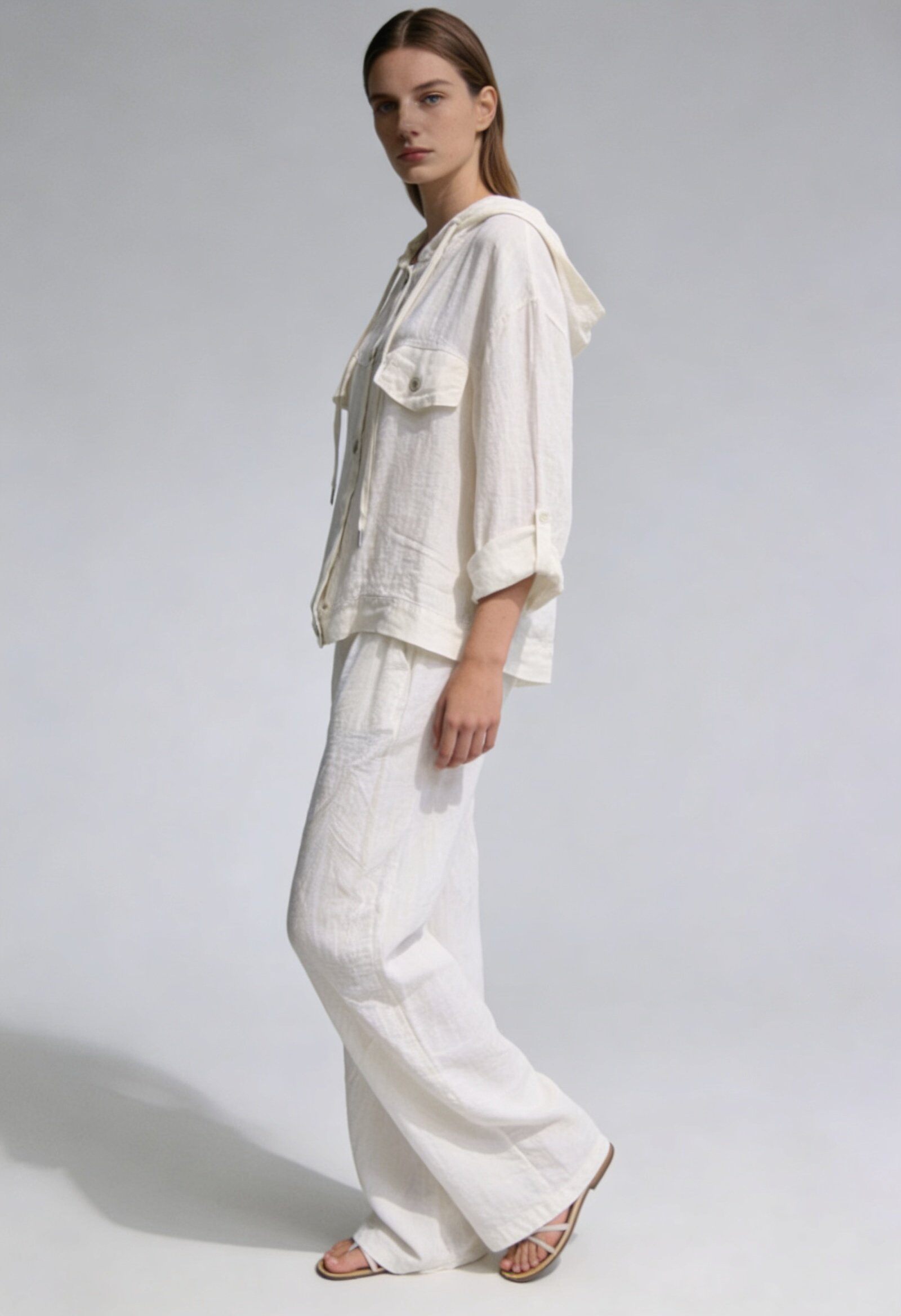 Wholesaler BONNY - White linen hooded shirt